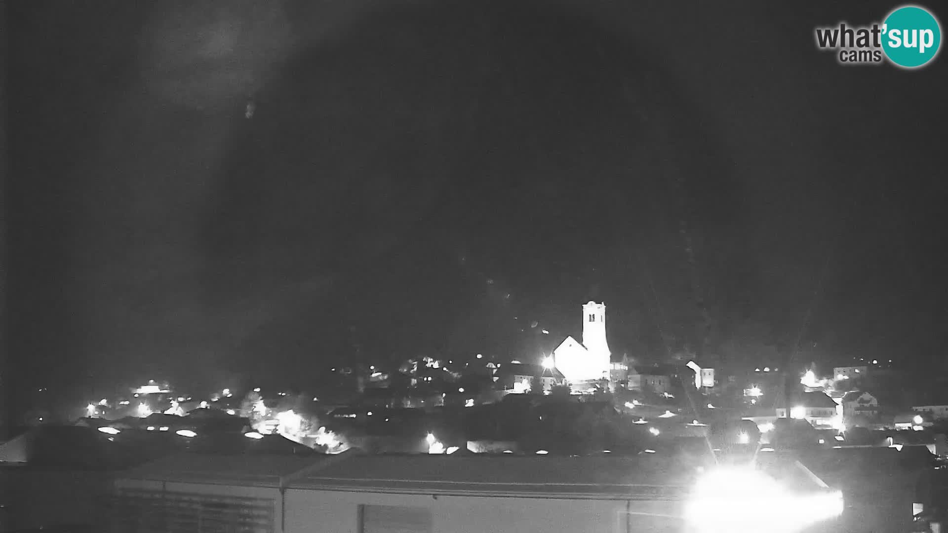Spletna kamera Polhov Gradec