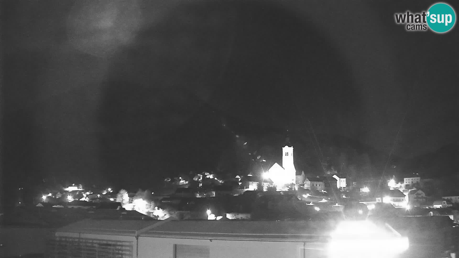 Spletna kamera Polhov Gradec