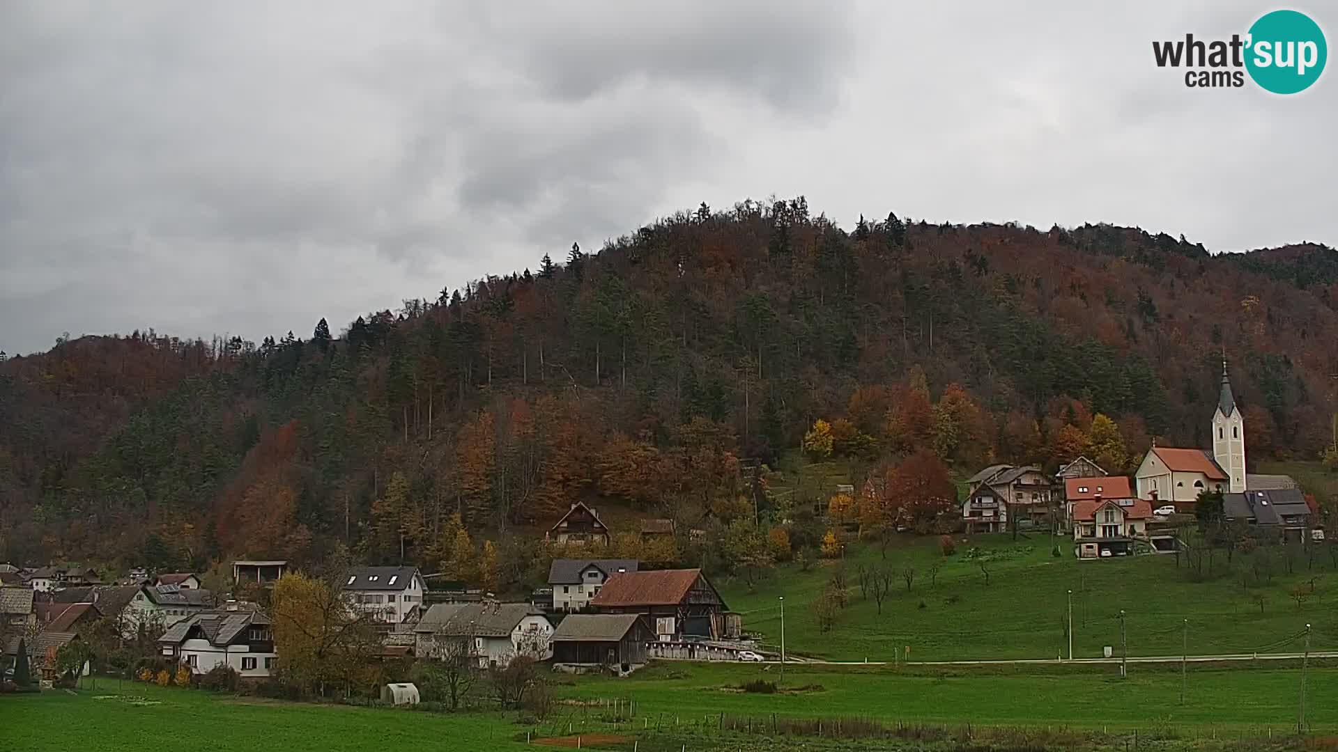 Web kamera uživo Polhov Gradec – Slovenija