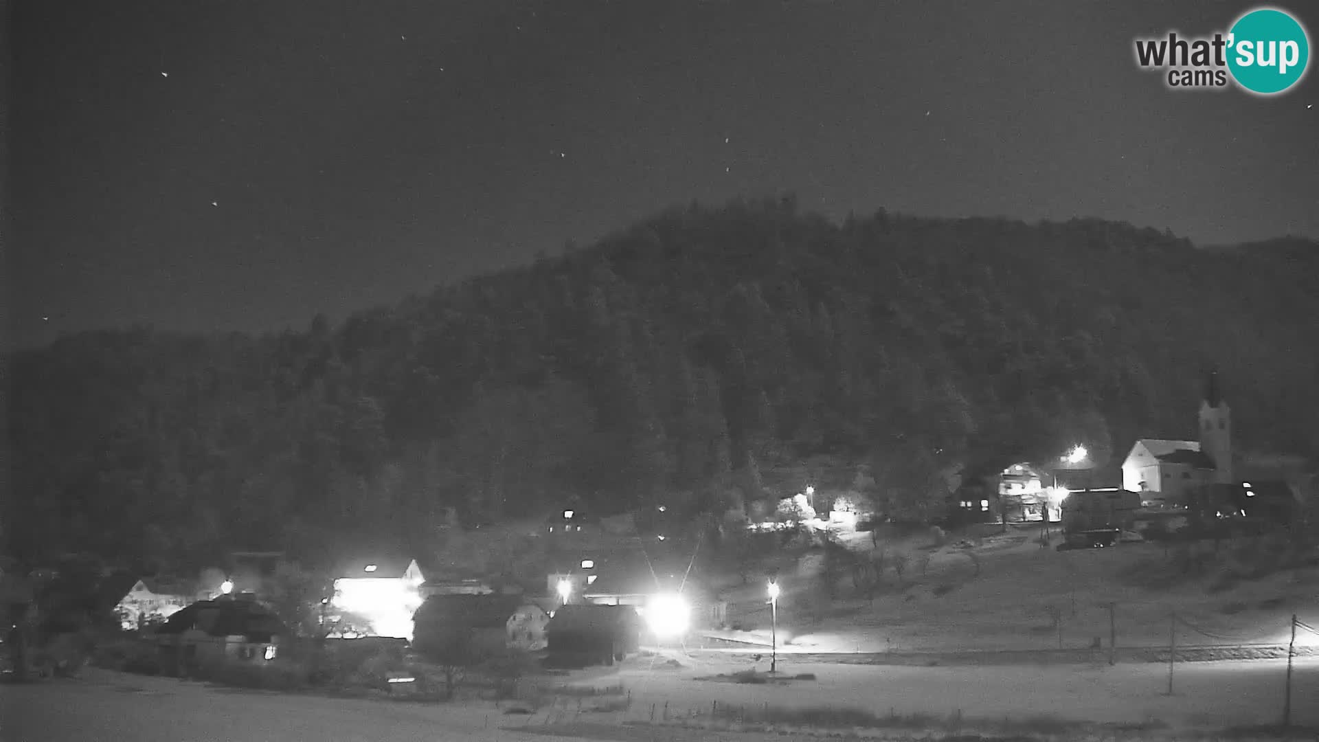 Spletna kamera Polhov Gradec