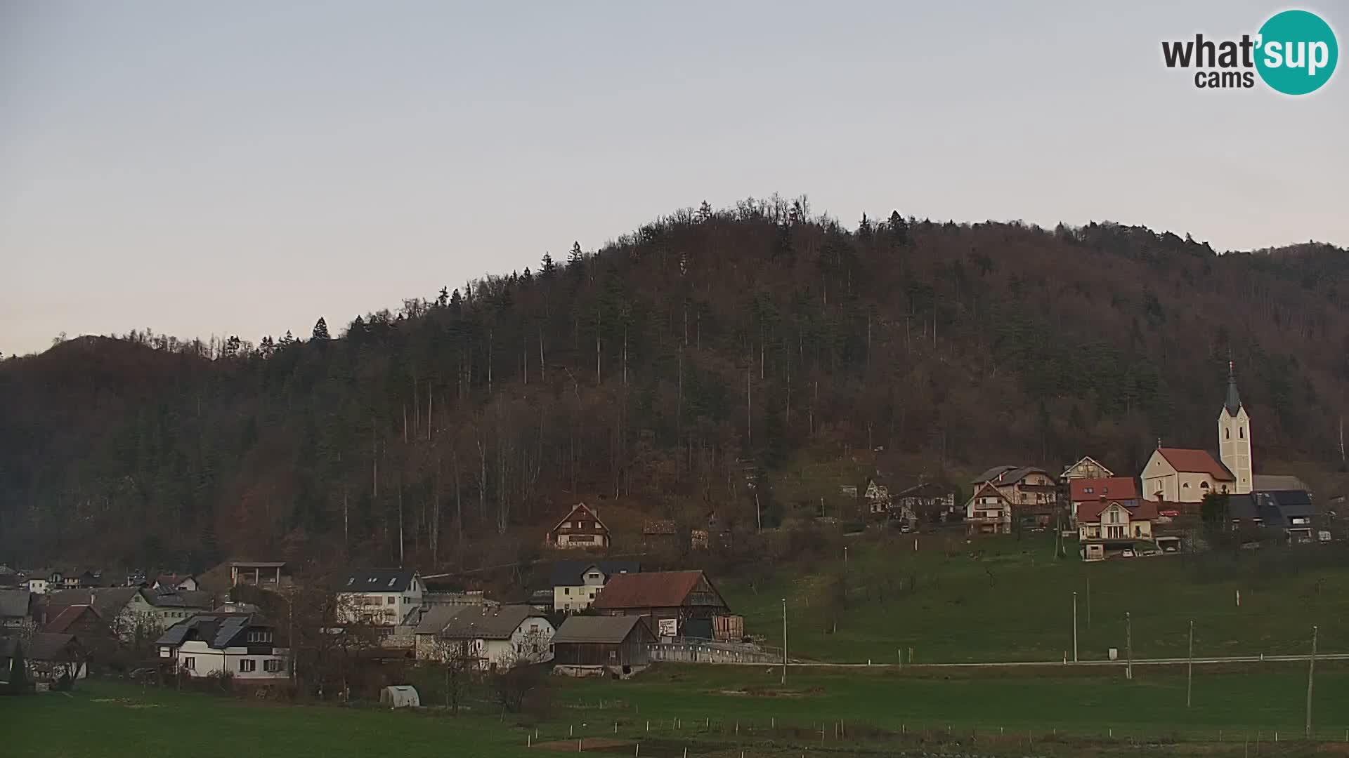 Live Webcam Polhov Gradec – Slovenia