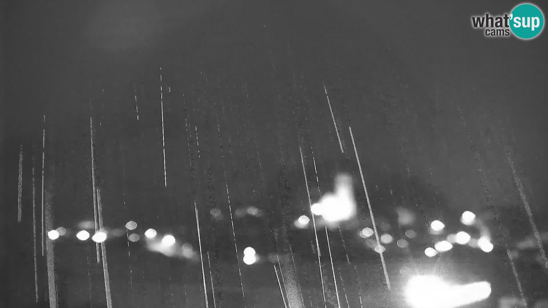 Spletna kamera Polhov Gradec