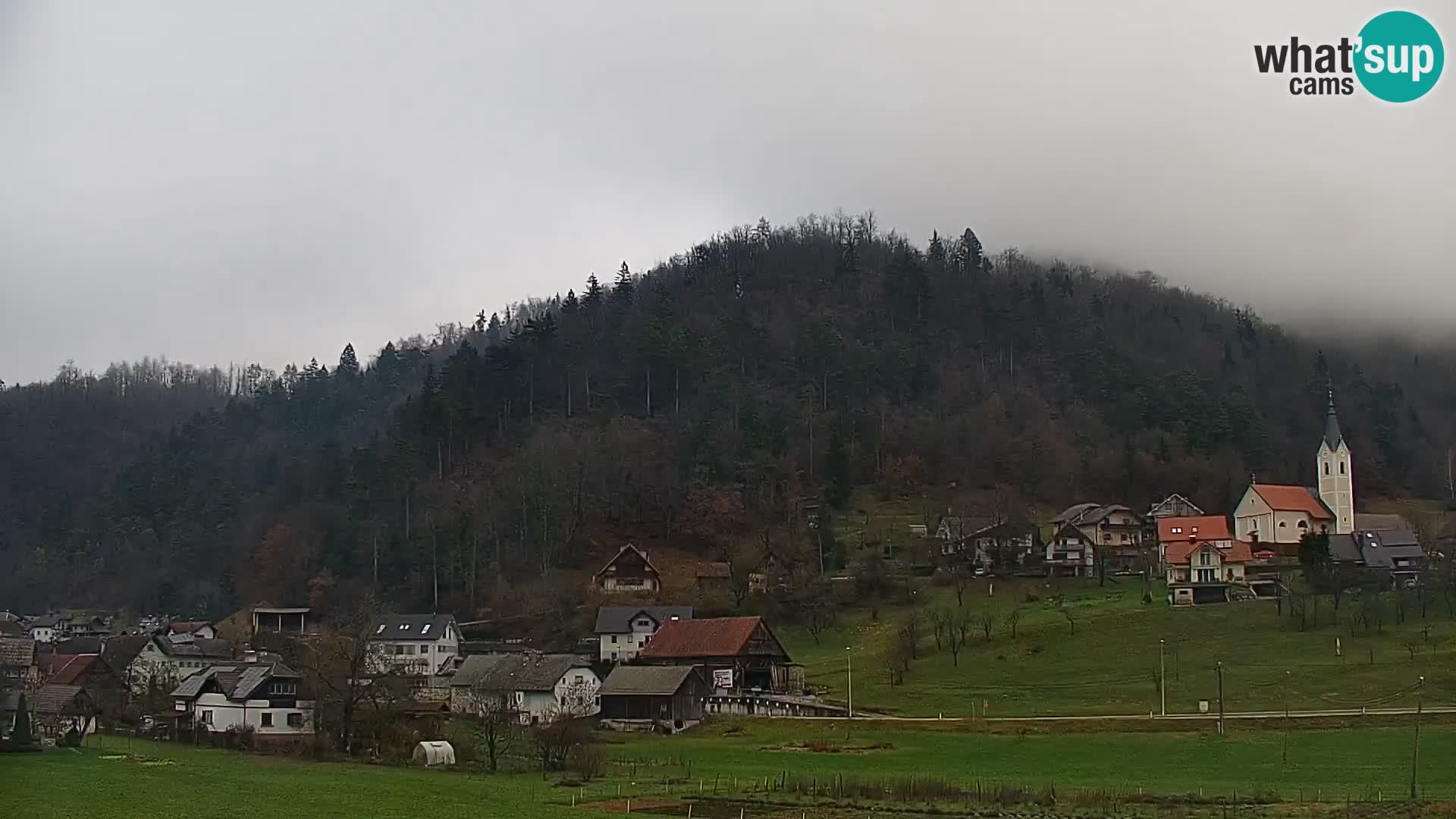 Web kamera uživo Polhov Gradec – Slovenija