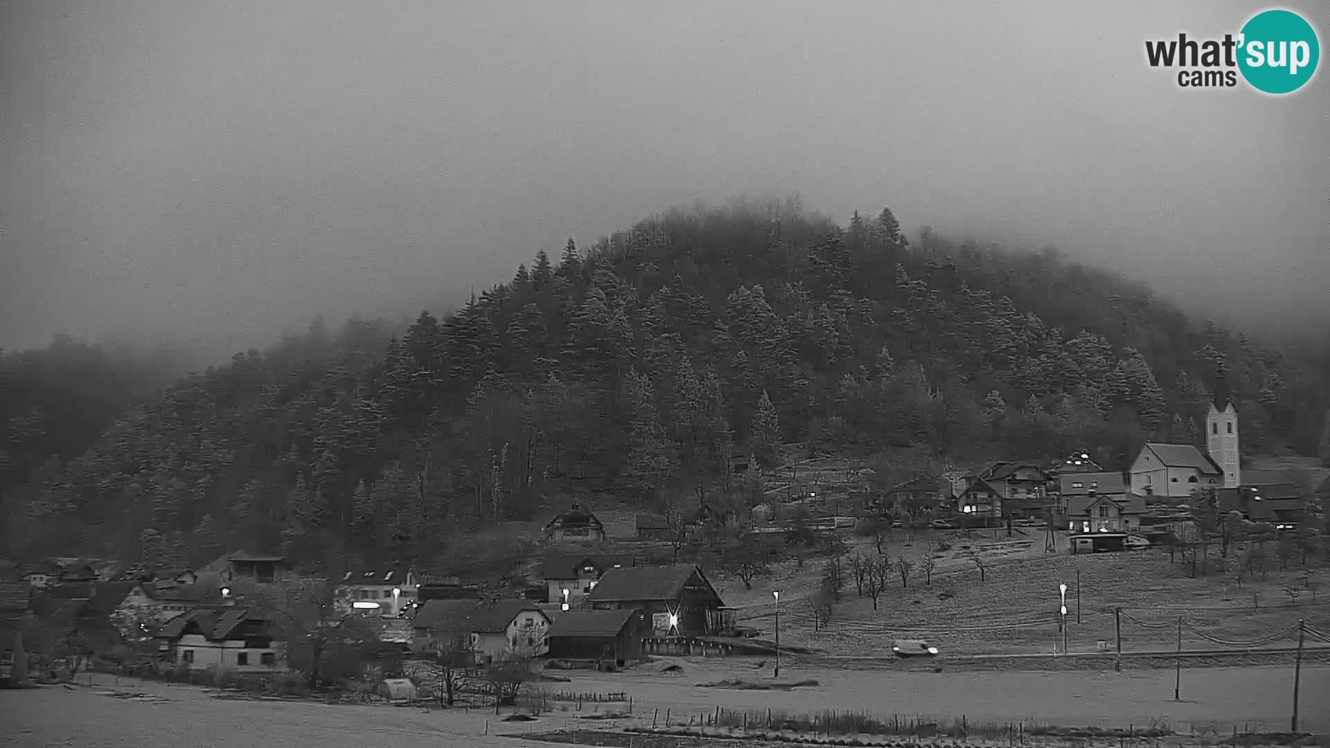 Live Webcam Polhov Gradec – Slovenia