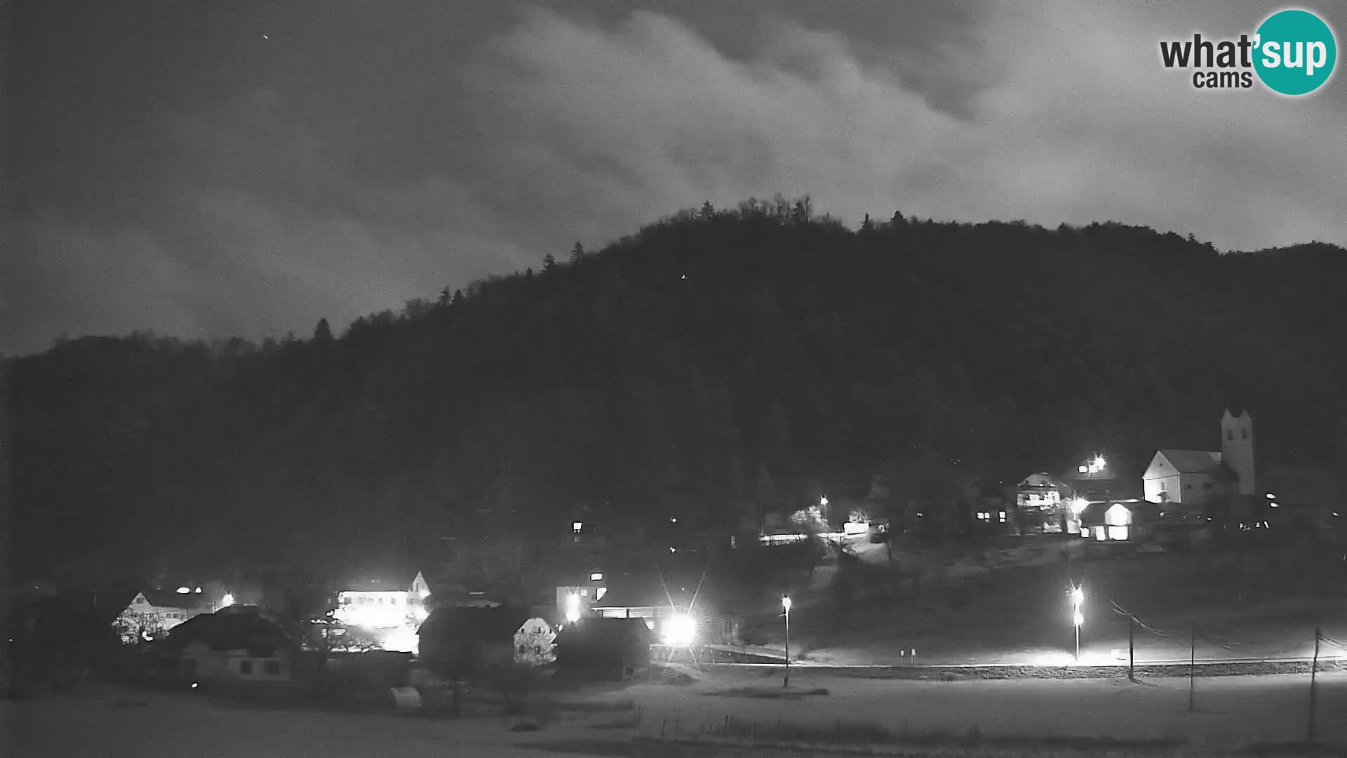 Web kamera uživo Polhov Gradec – Slovenija