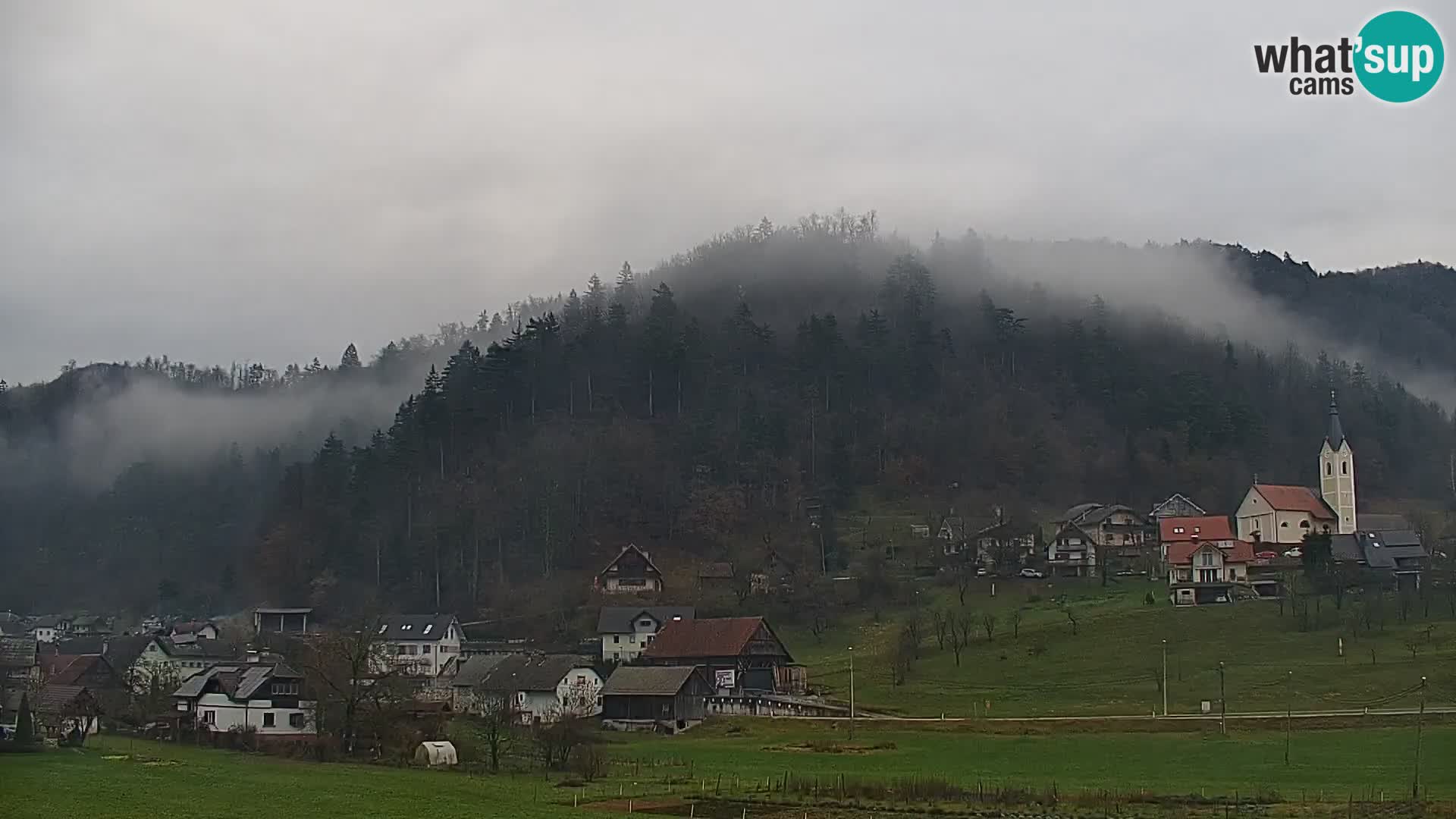 Live Webcam Polhov Gradec – Slovenia