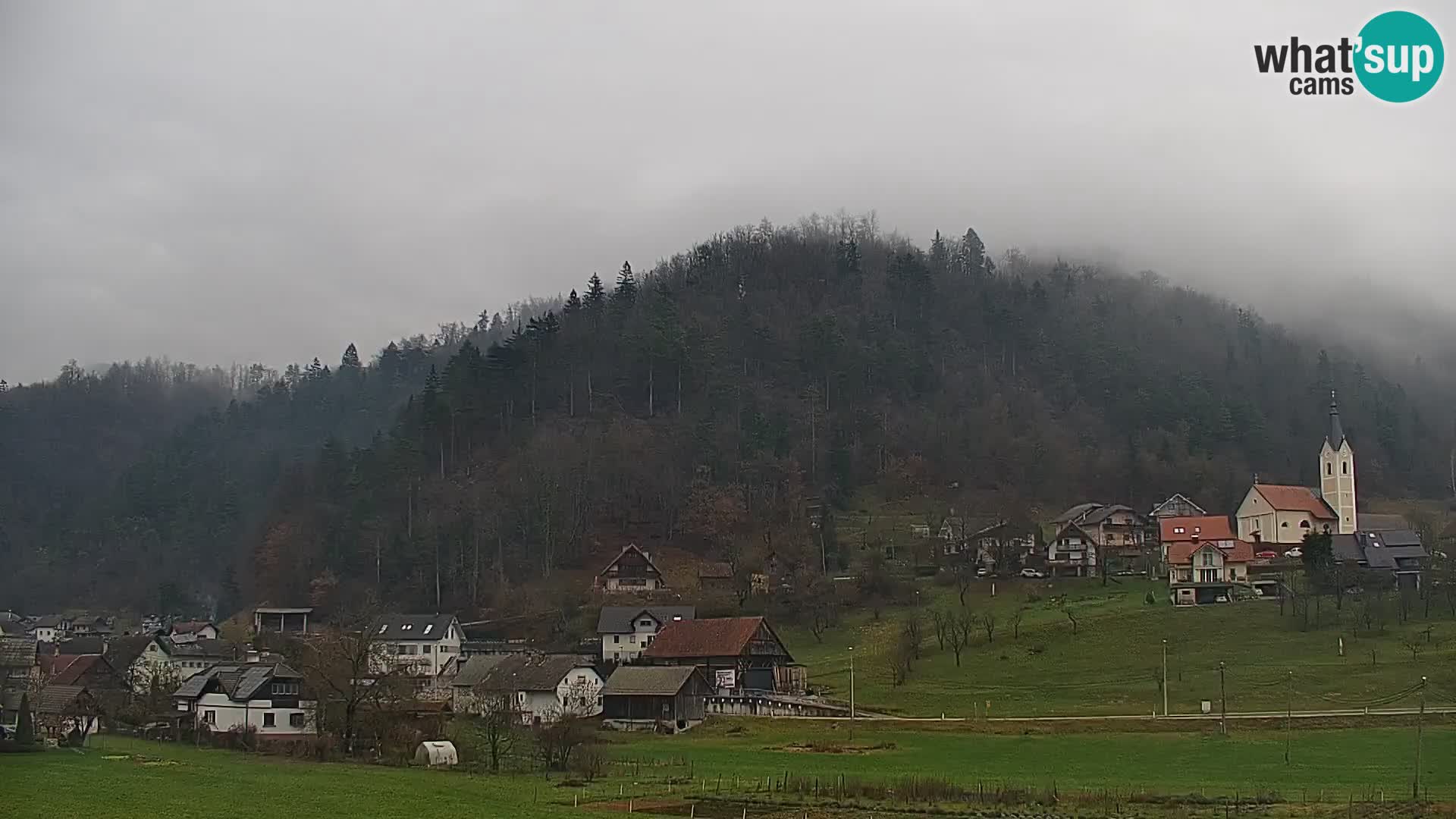 Web kamera uživo Polhov Gradec – Slovenija