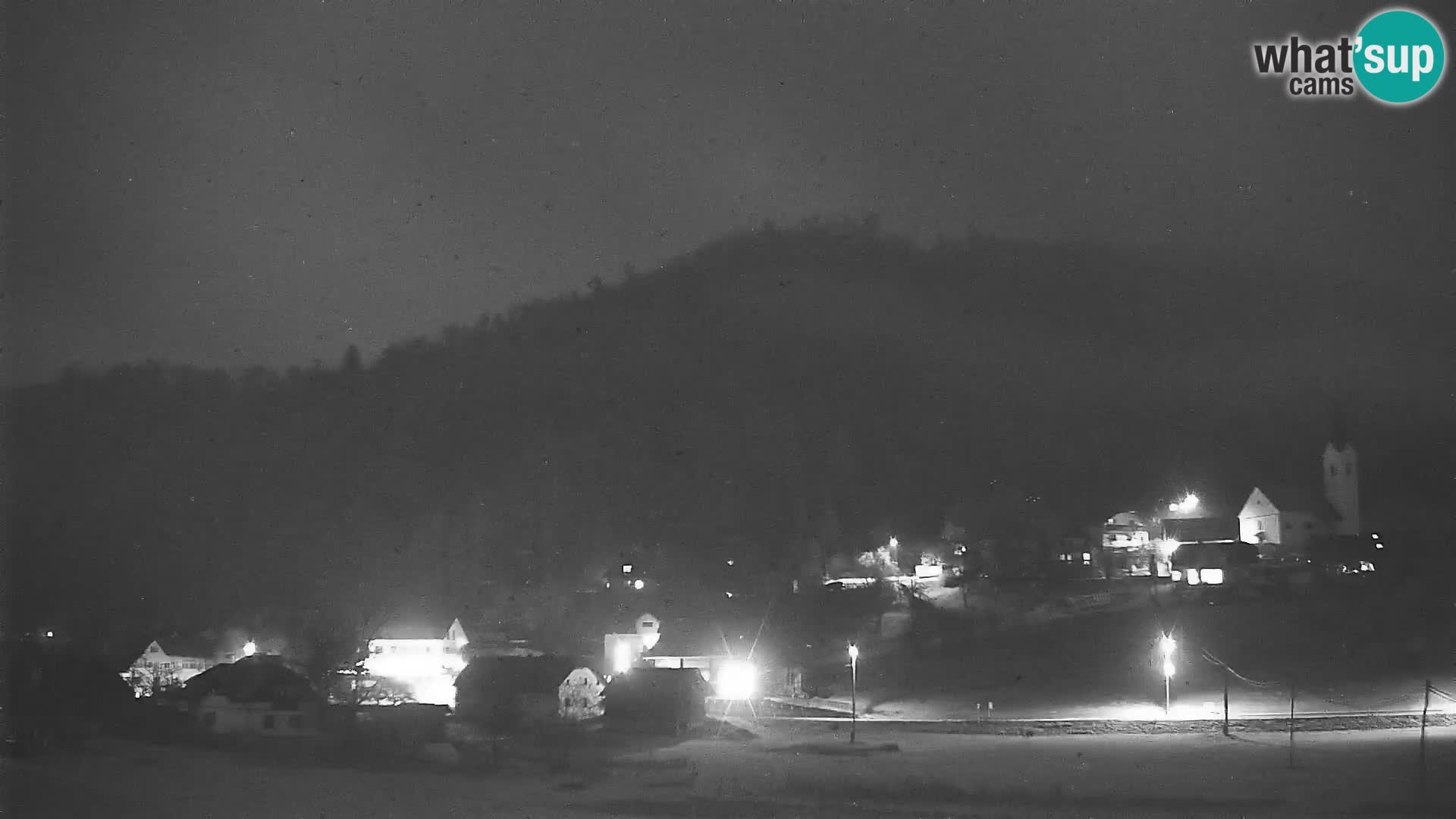 Spletna kamera Polhov Gradec