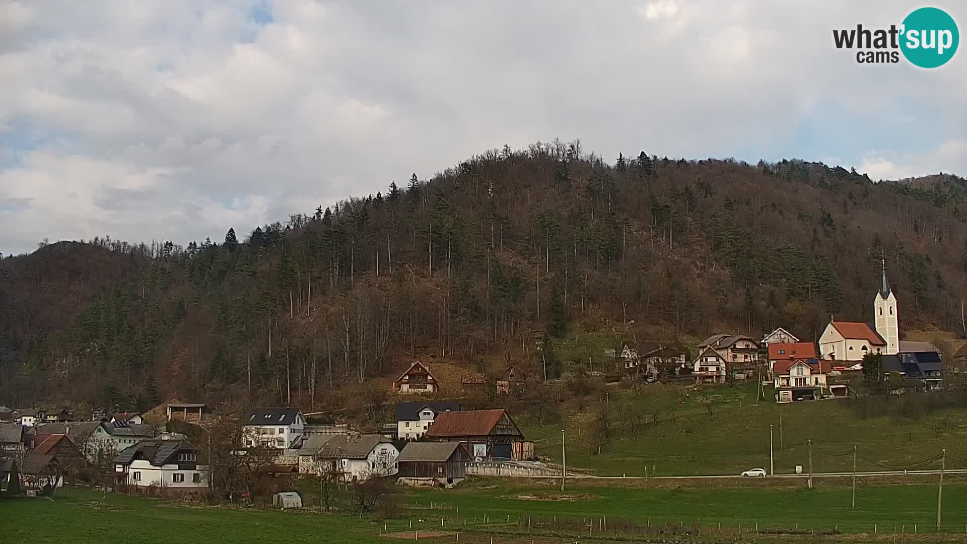 Spletna kamera Polhov Gradec