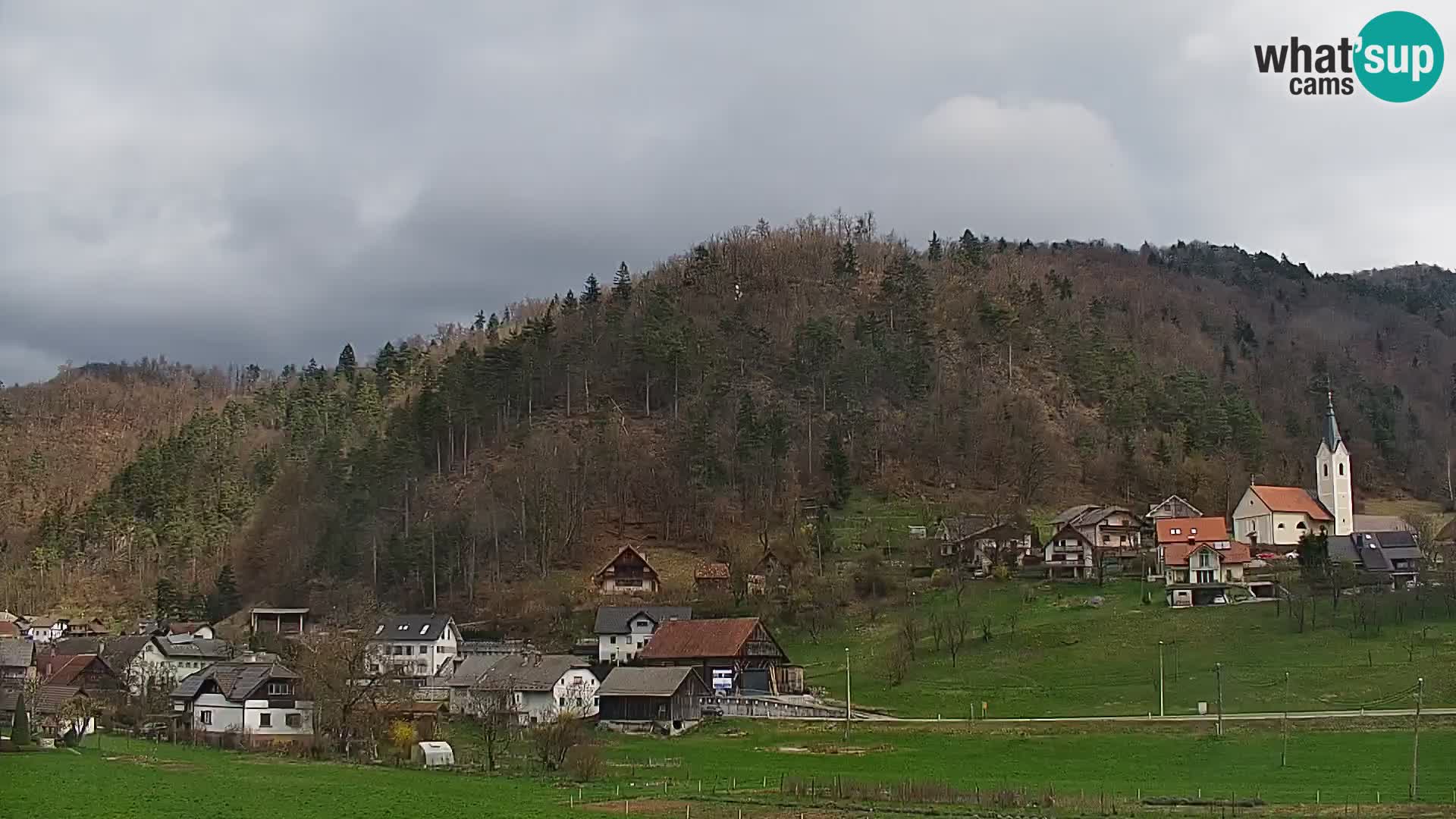 Live Webcam Polhov Gradec – Slovenia