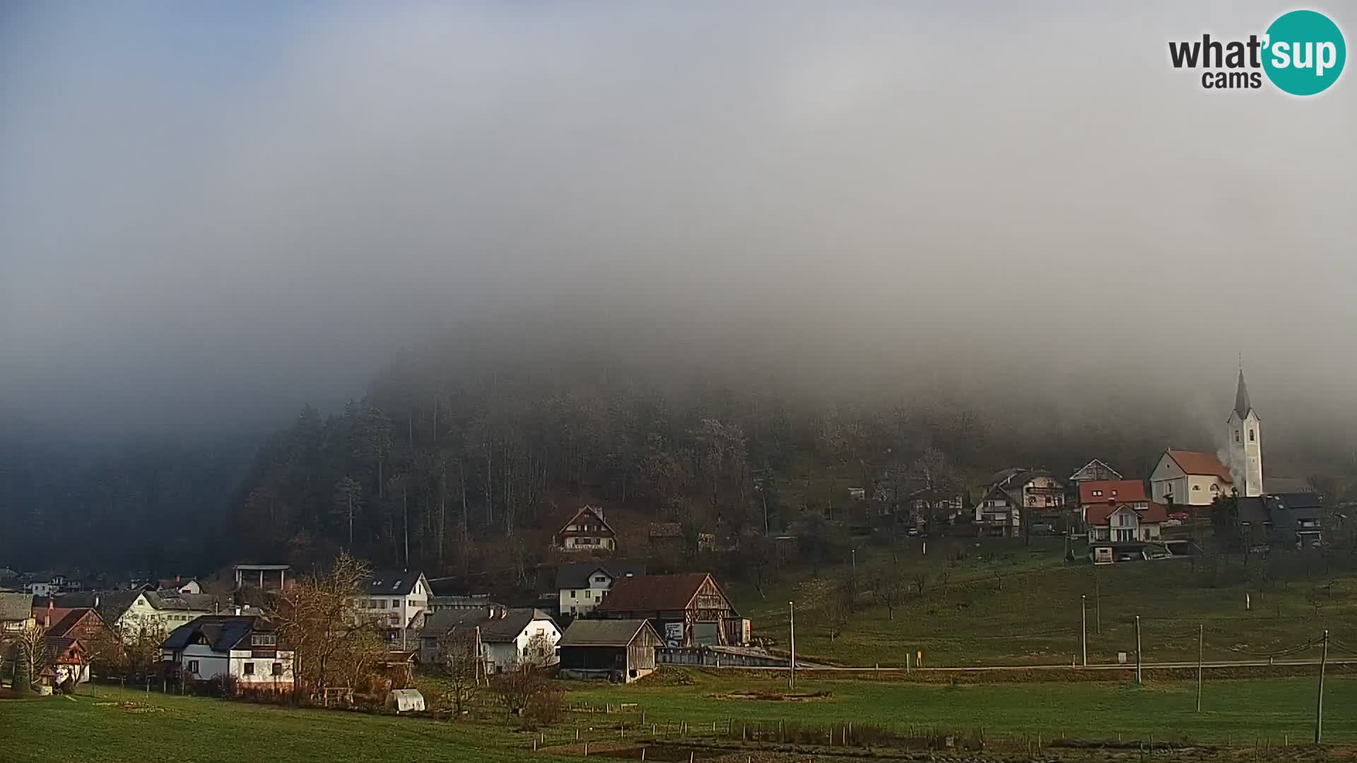 Web kamera uživo Polhov Gradec – Slovenija