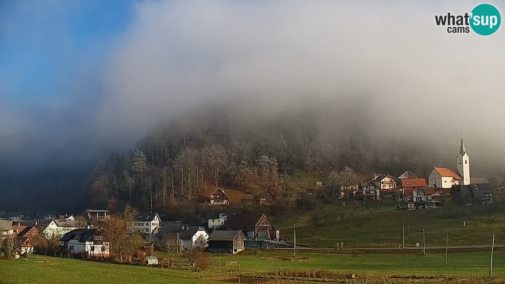 Web kamera uživo Polhov Gradec – Slovenija