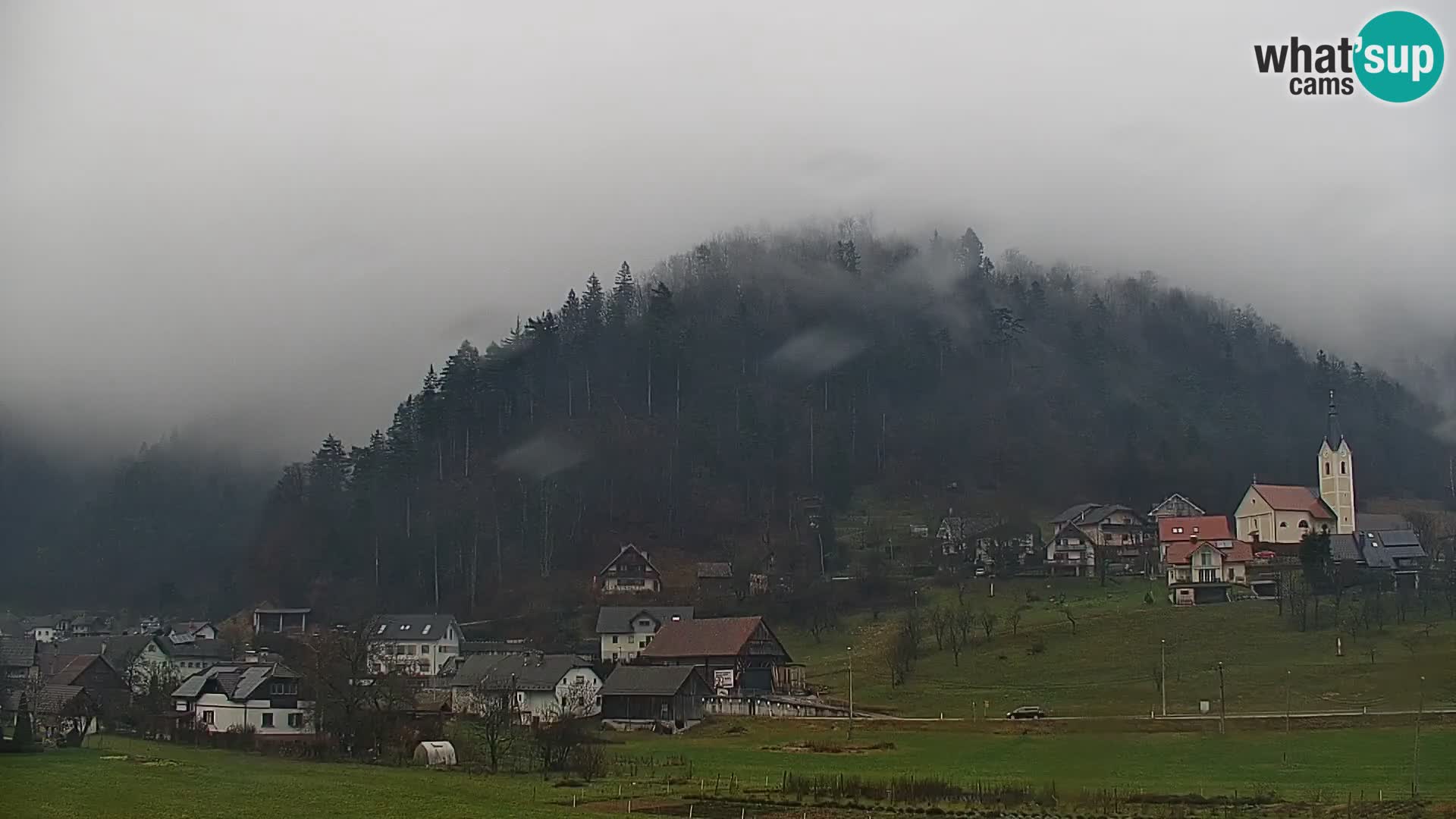 Spletna kamera Polhov Gradec