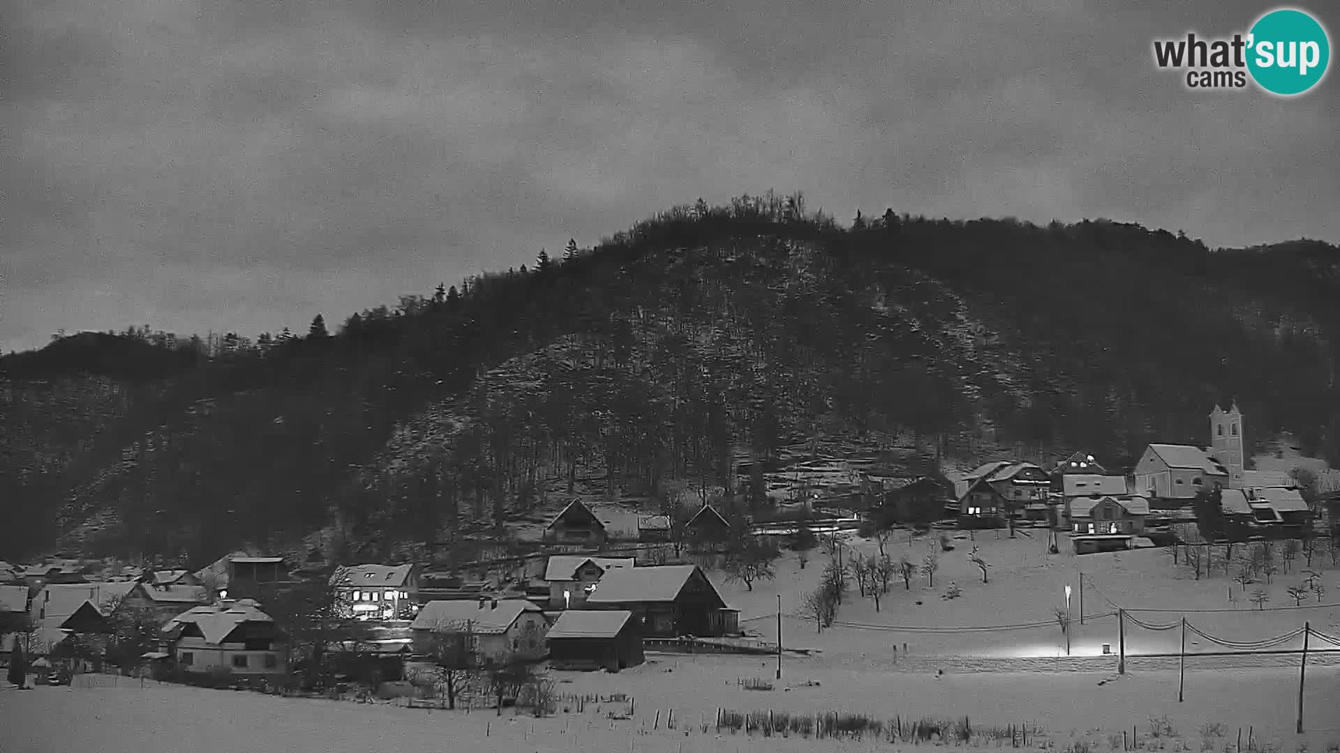 Spletna kamera Polhov Gradec