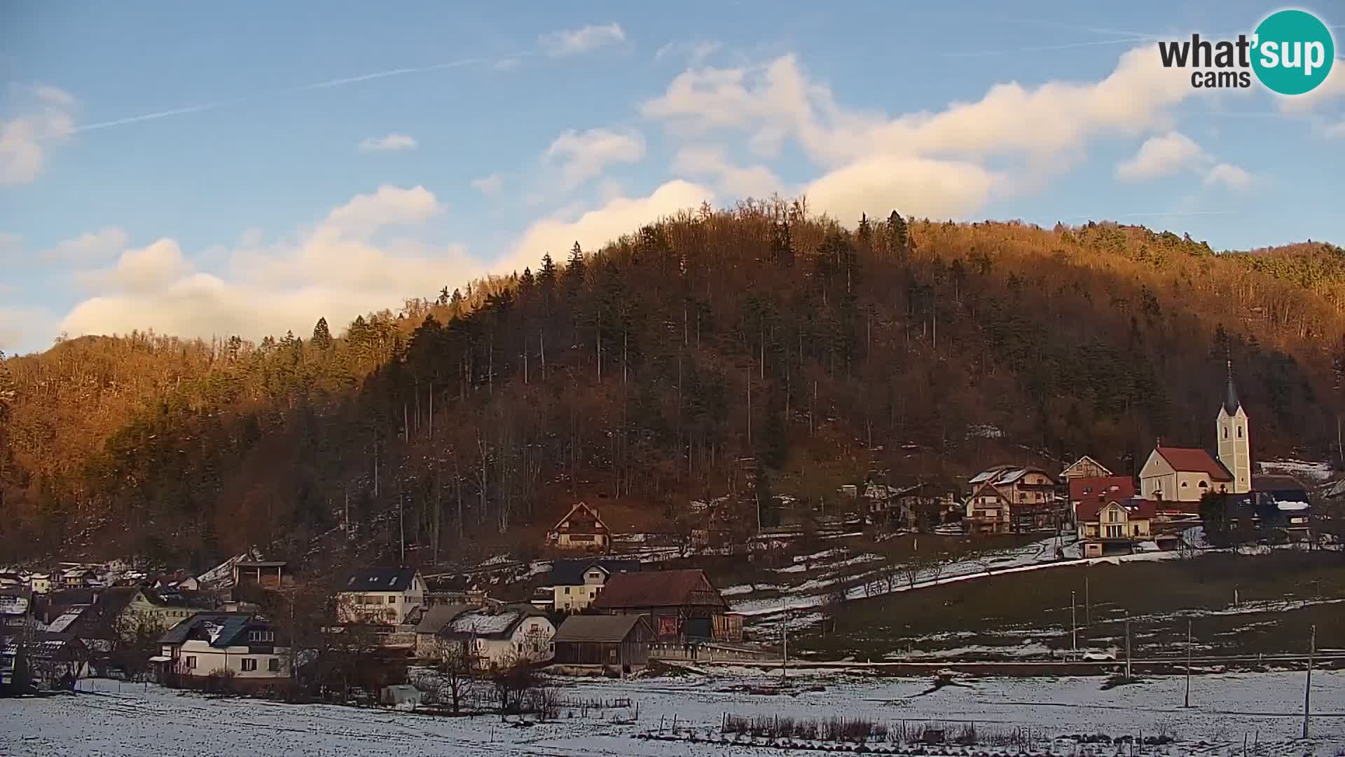 Spletna kamera Polhov Gradec