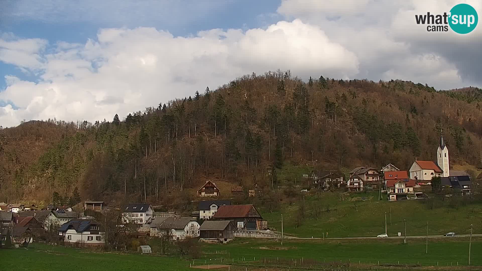 Live Webcam Polhov Gradec – Slovenia