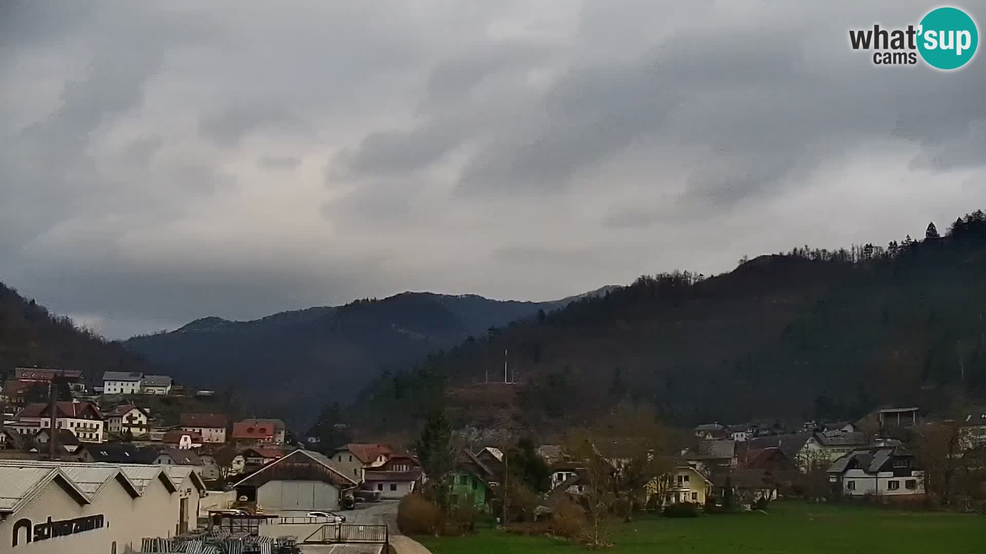 Spletna kamera Polhov Gradec