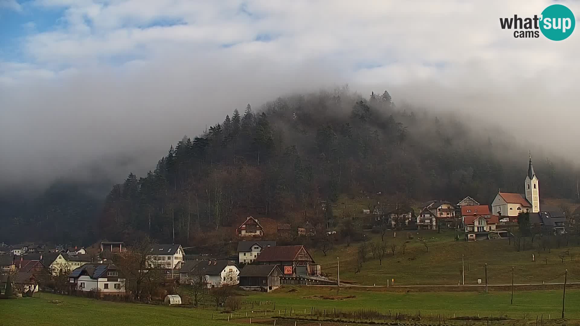 Live Webcam Polhov Gradec – Slovenia