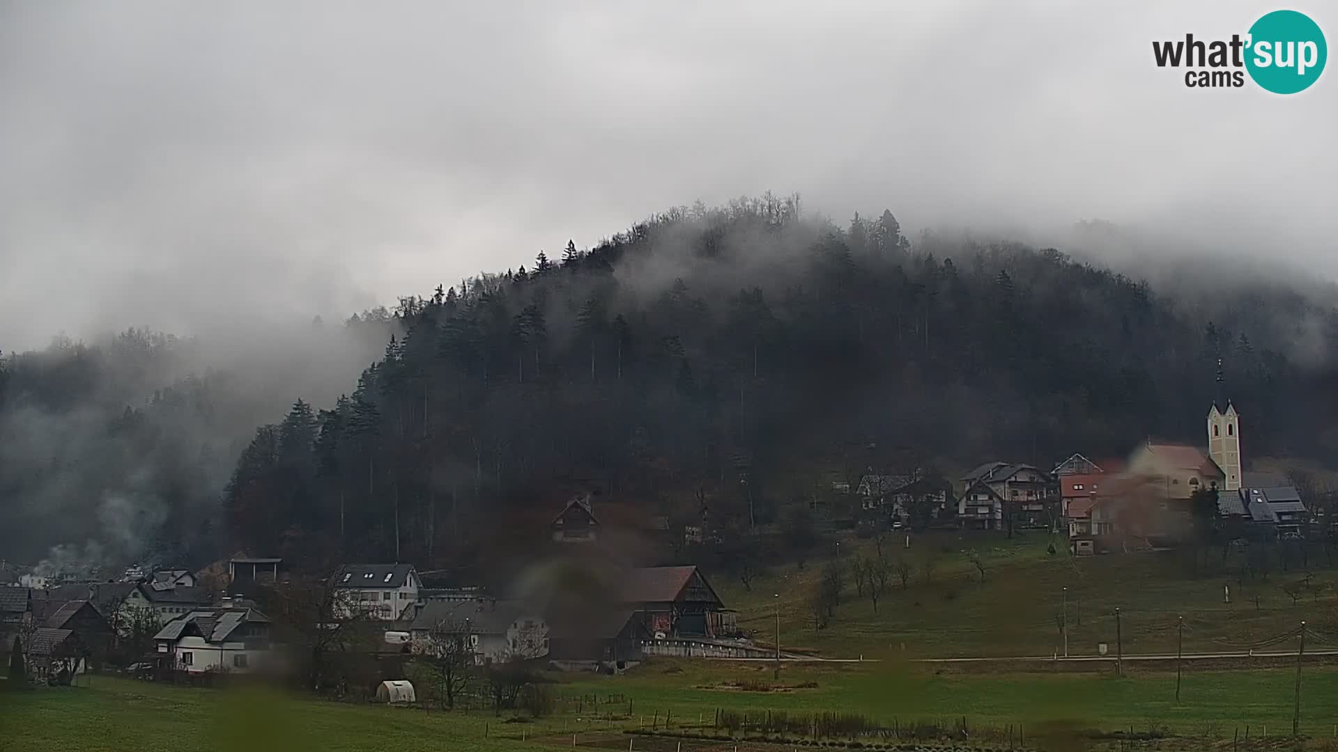 Live Webcam Polhov Gradec – Slovenia