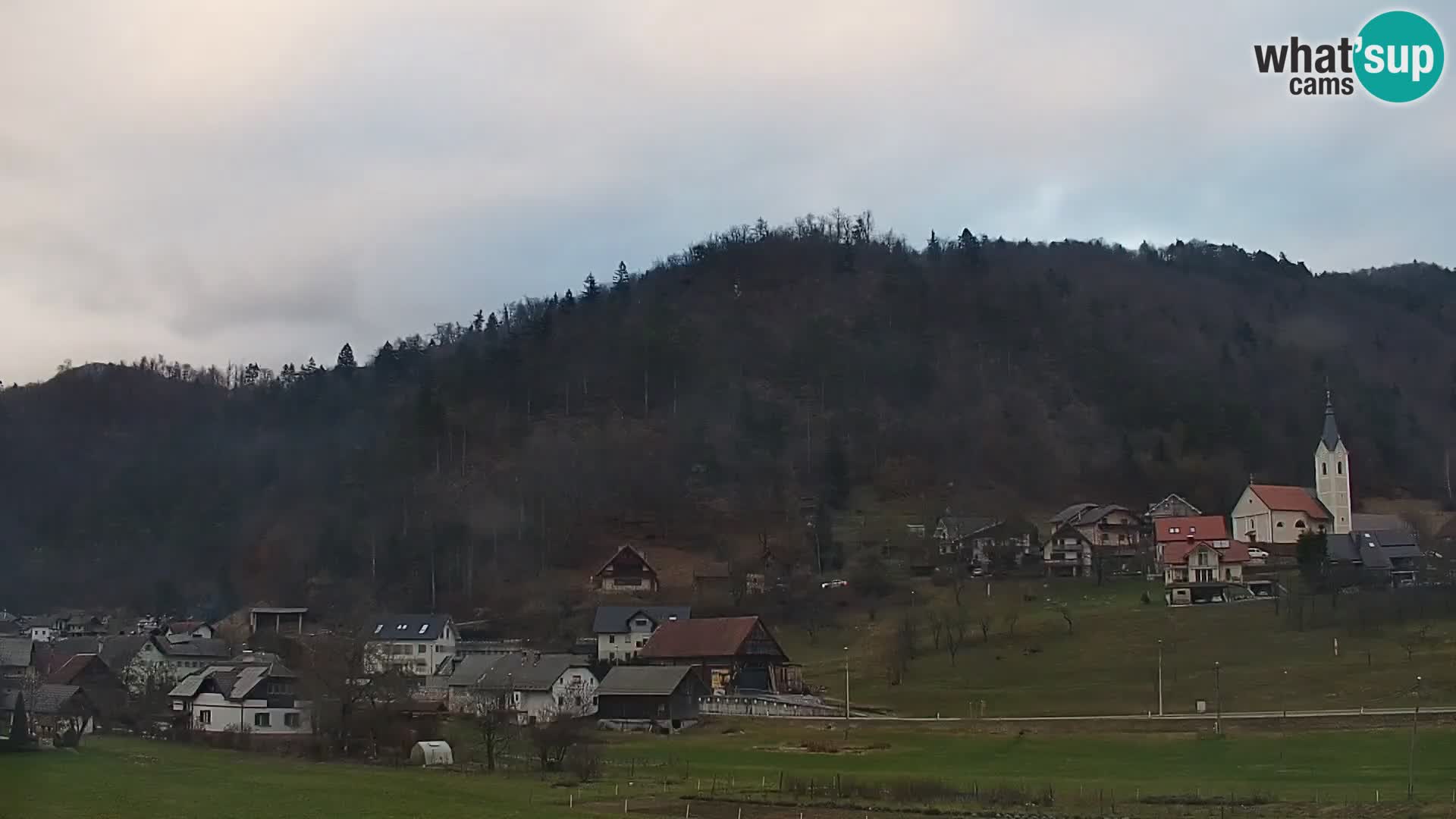 Spletna kamera Polhov Gradec