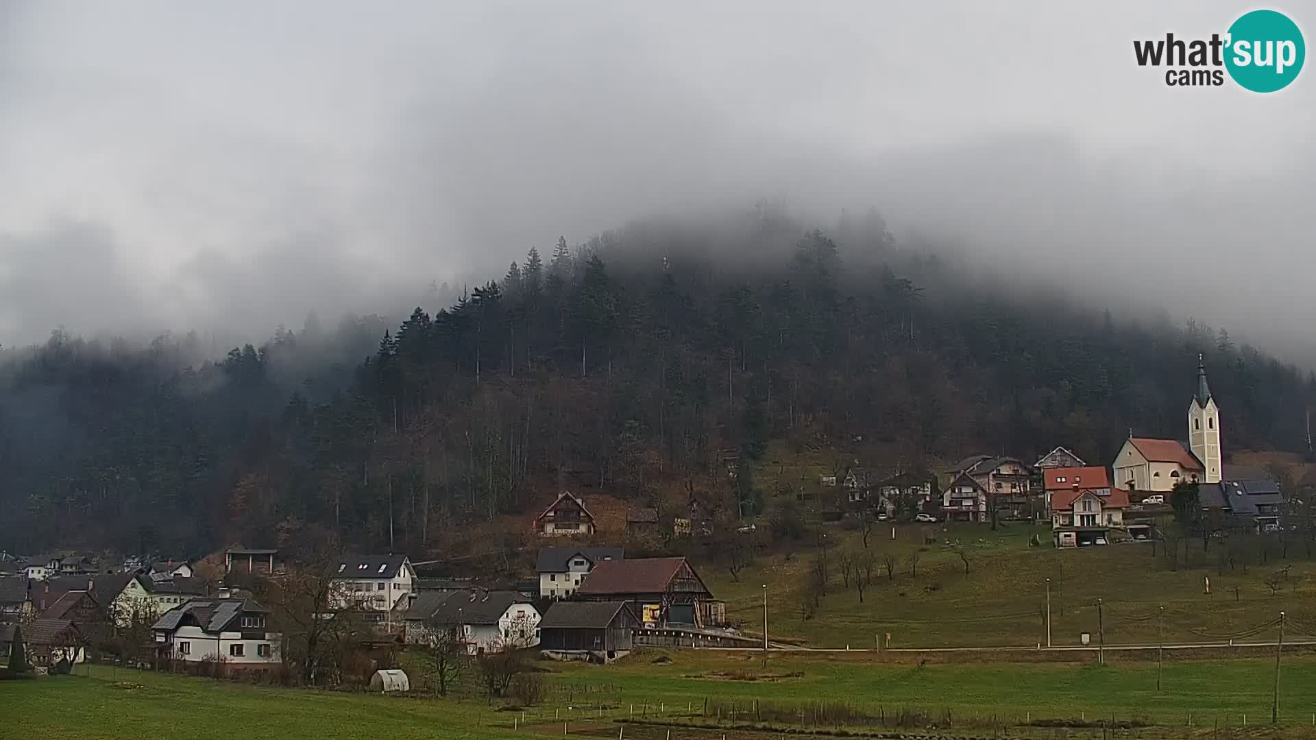 Web kamera uživo Polhov Gradec – Slovenija