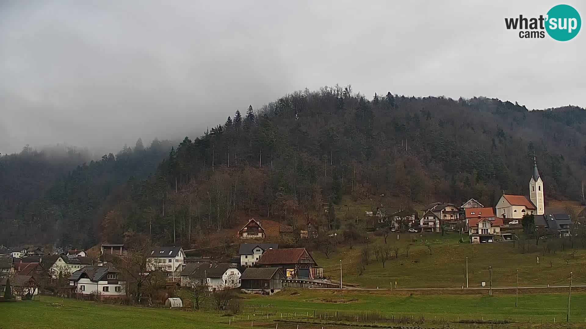 Spletna kamera Polhov Gradec