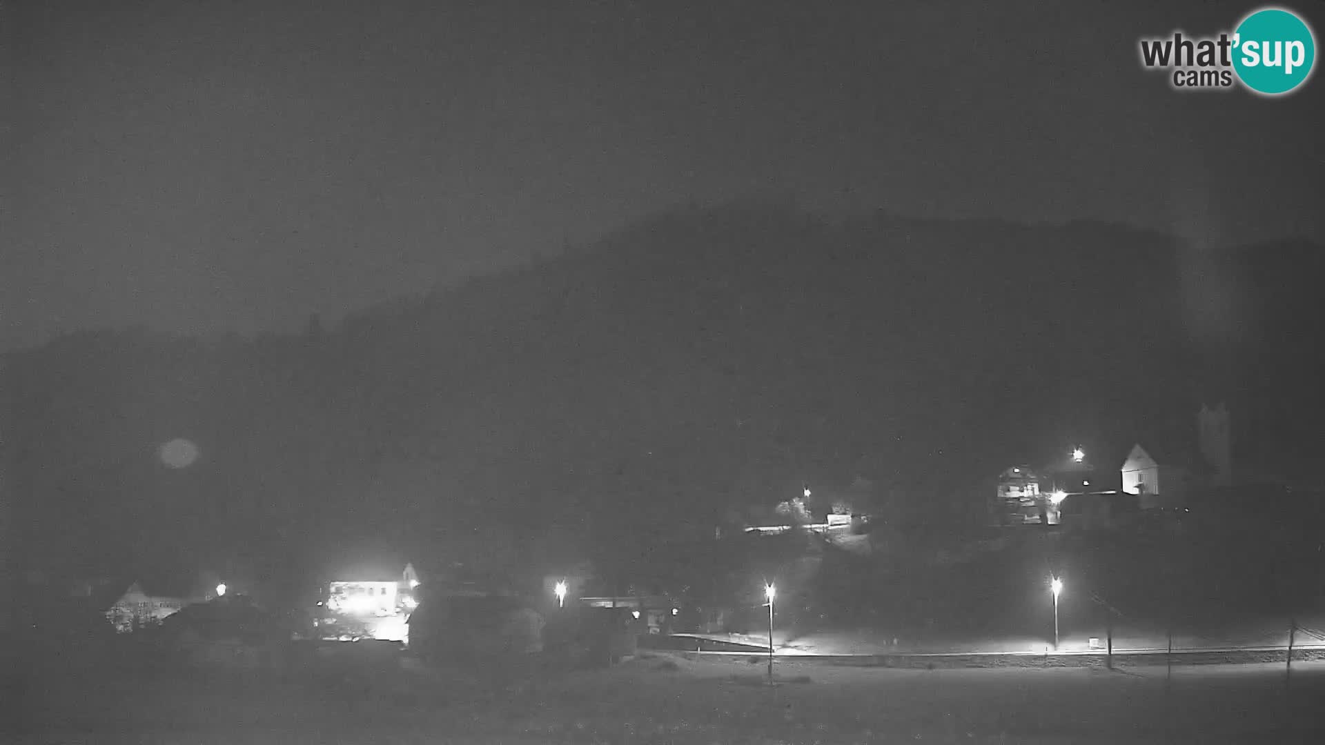 Spletna kamera Polhov Gradec