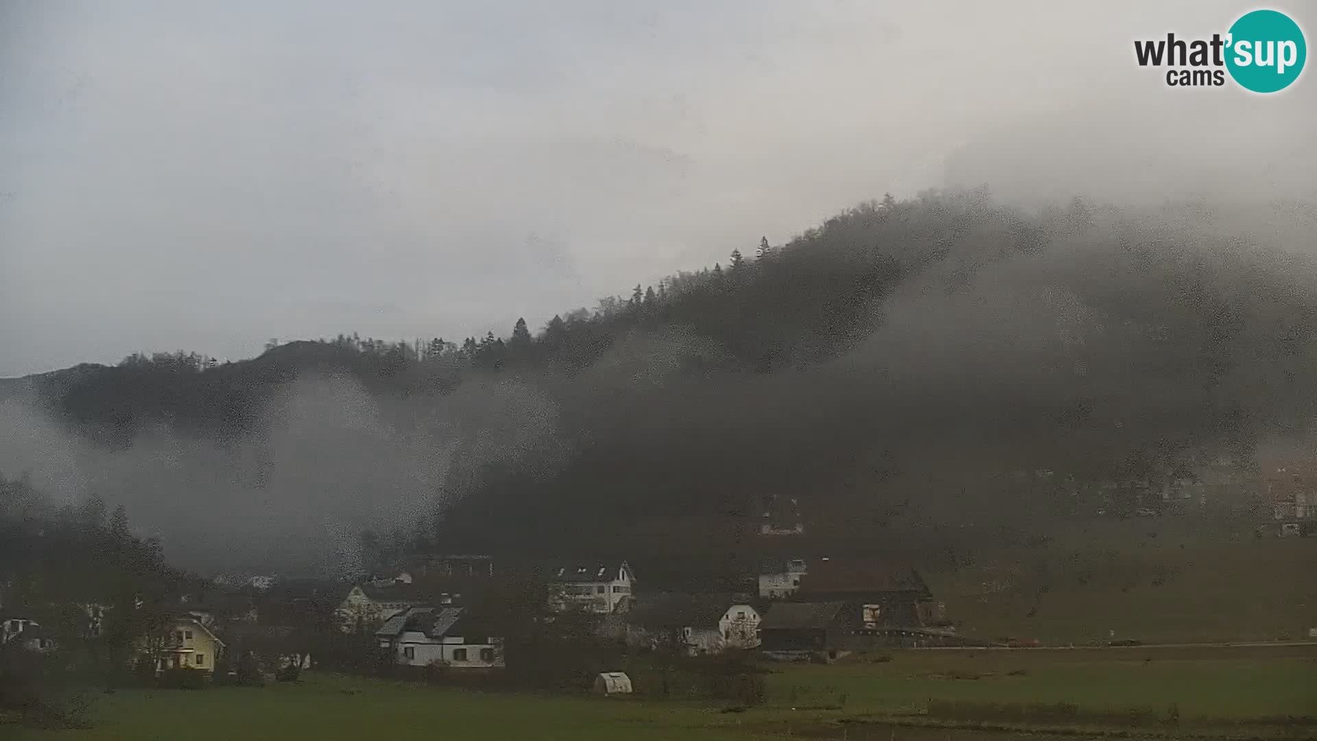 Spletna kamera Polhov Gradec