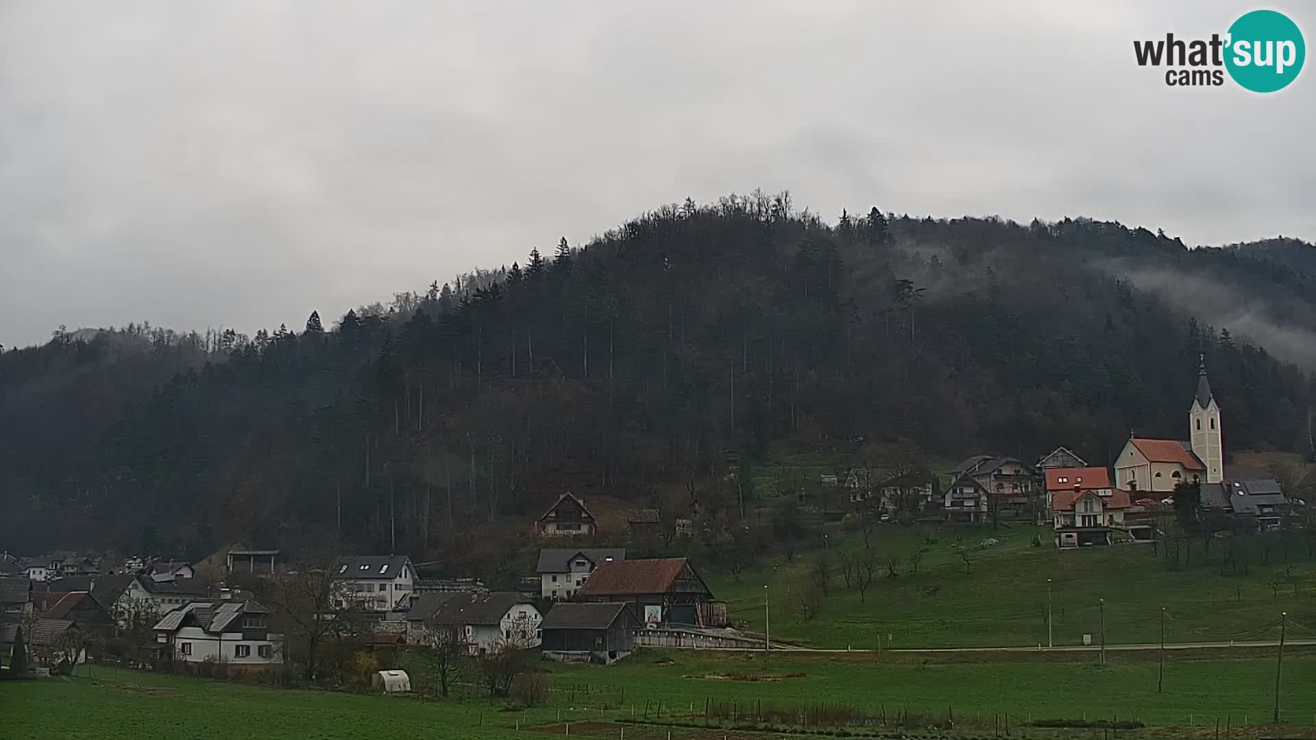 Live Webcam Polhov Gradec – Slovenia