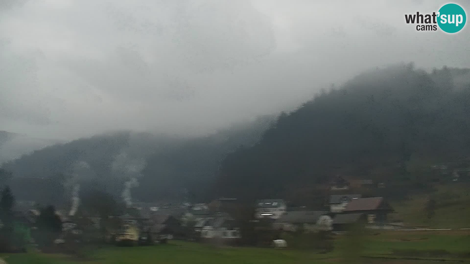 Web kamera uživo Polhov Gradec – Slovenija