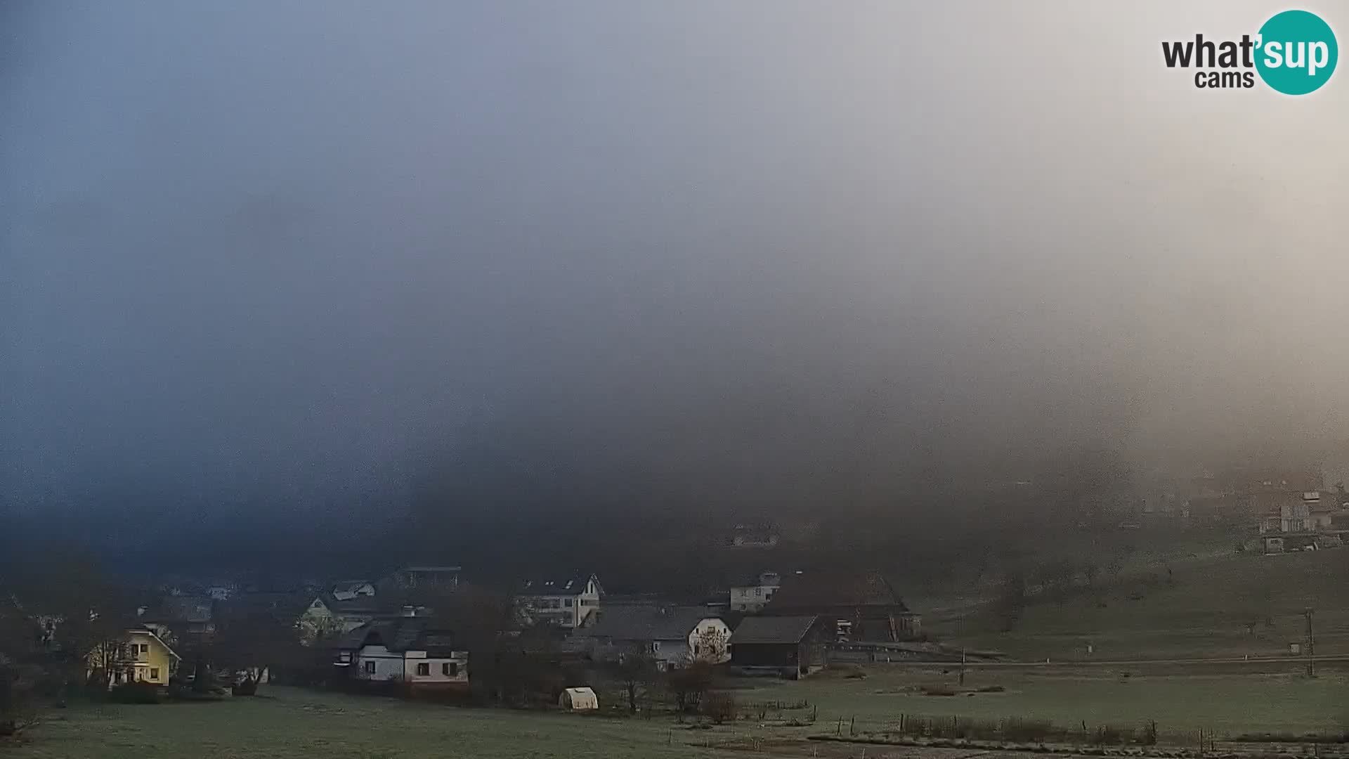 Web kamera uživo Polhov Gradec – Slovenija