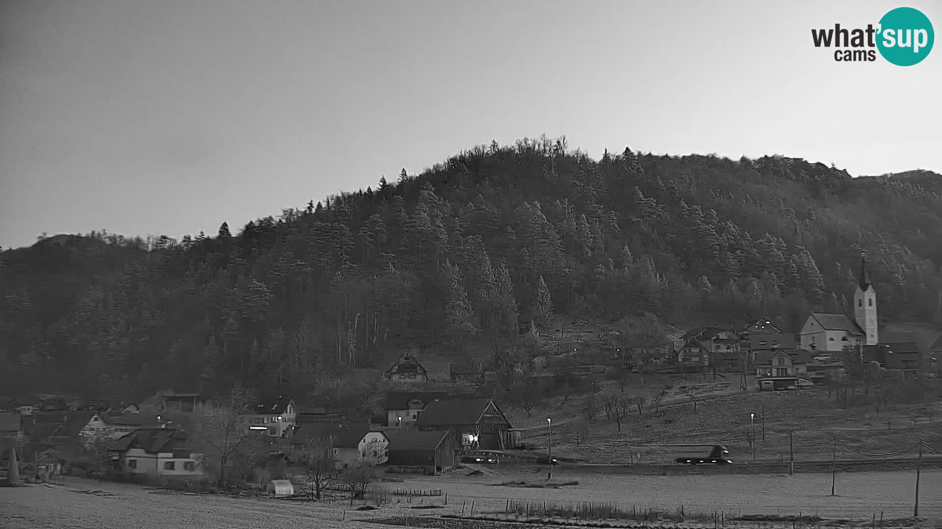 Live Webcam Polhov Gradec – Slovenia