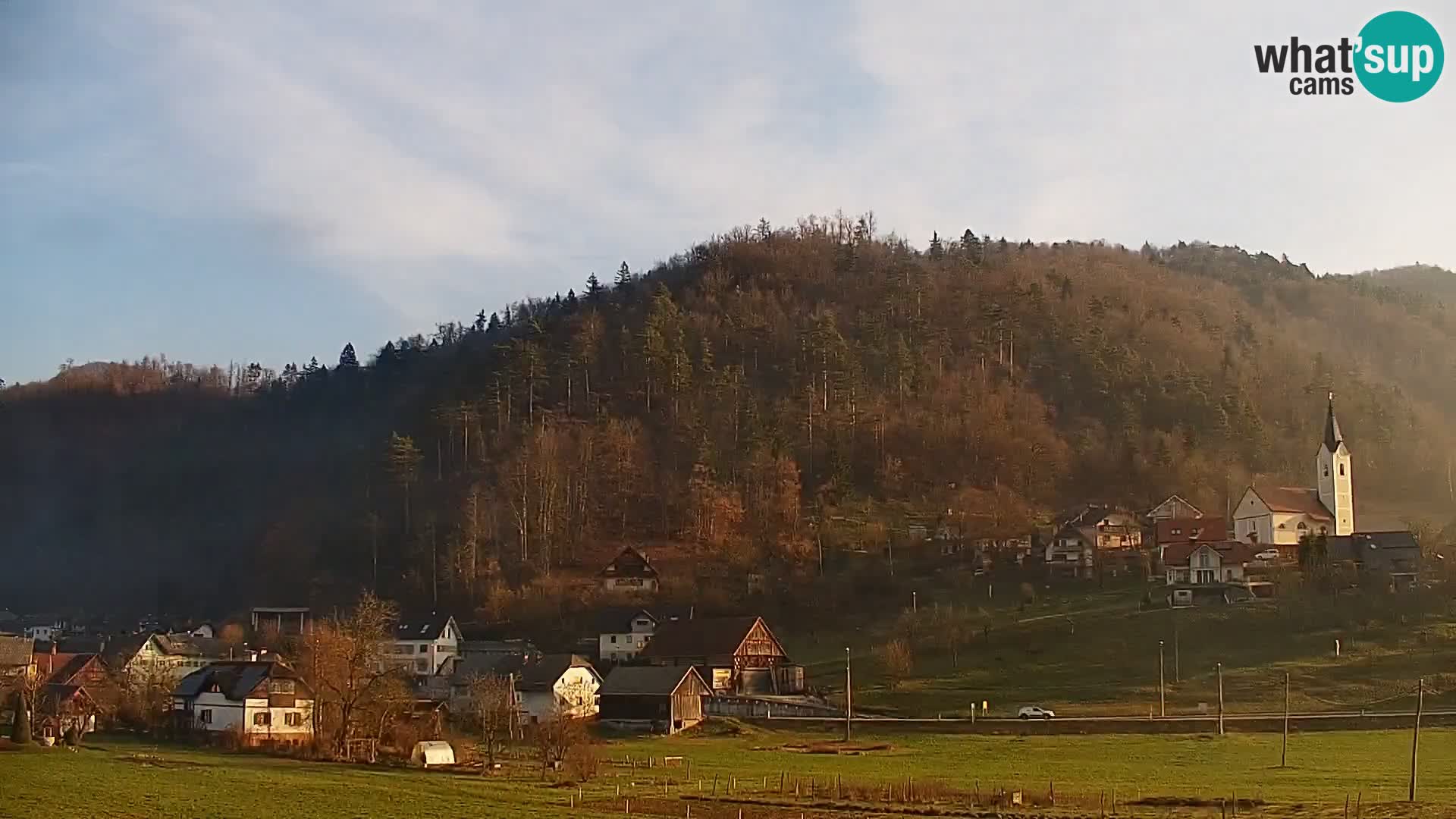 Web kamera uživo Polhov Gradec – Slovenija