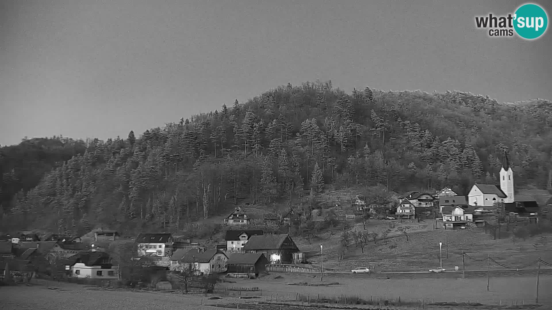 Live Webcam Polhov Gradec – Slovenia