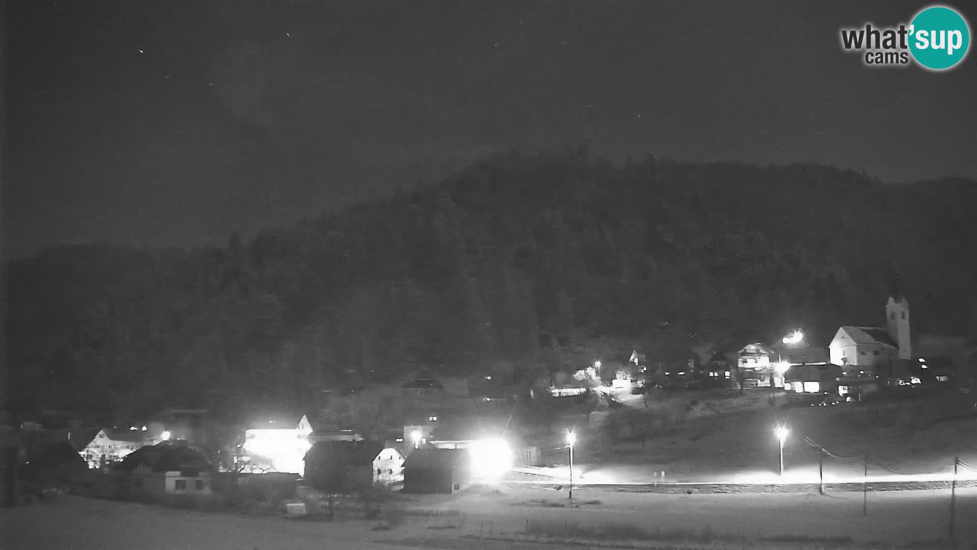 Spletna kamera Polhov Gradec