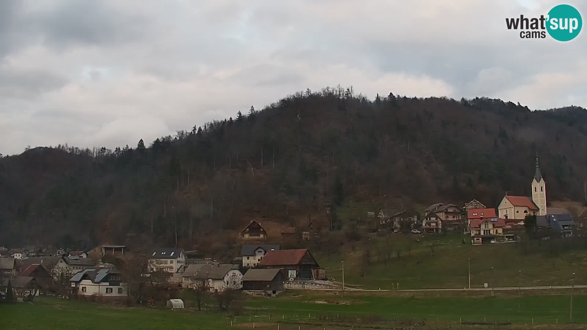 Live Webcam Polhov Gradec – Slovenia
