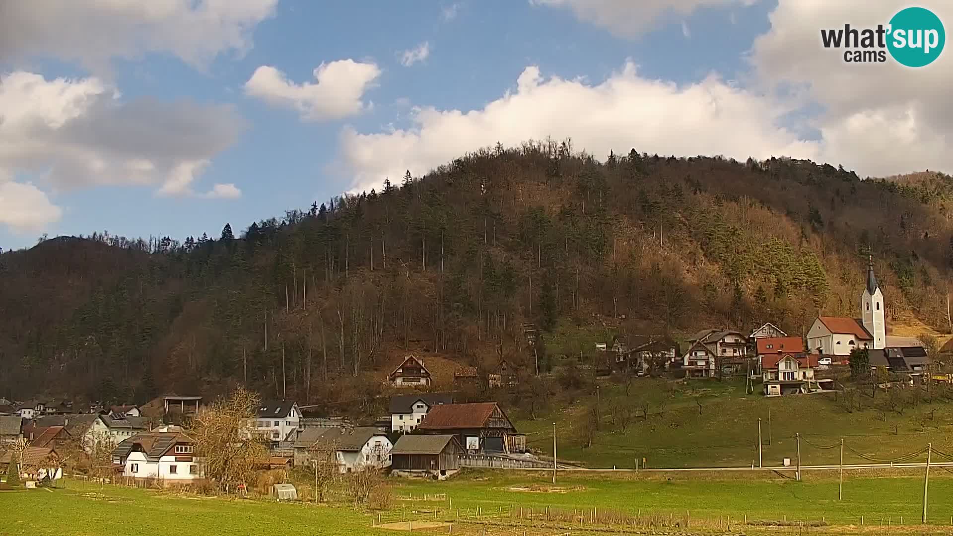 Live Webcam Polhov Gradec – Slovenia