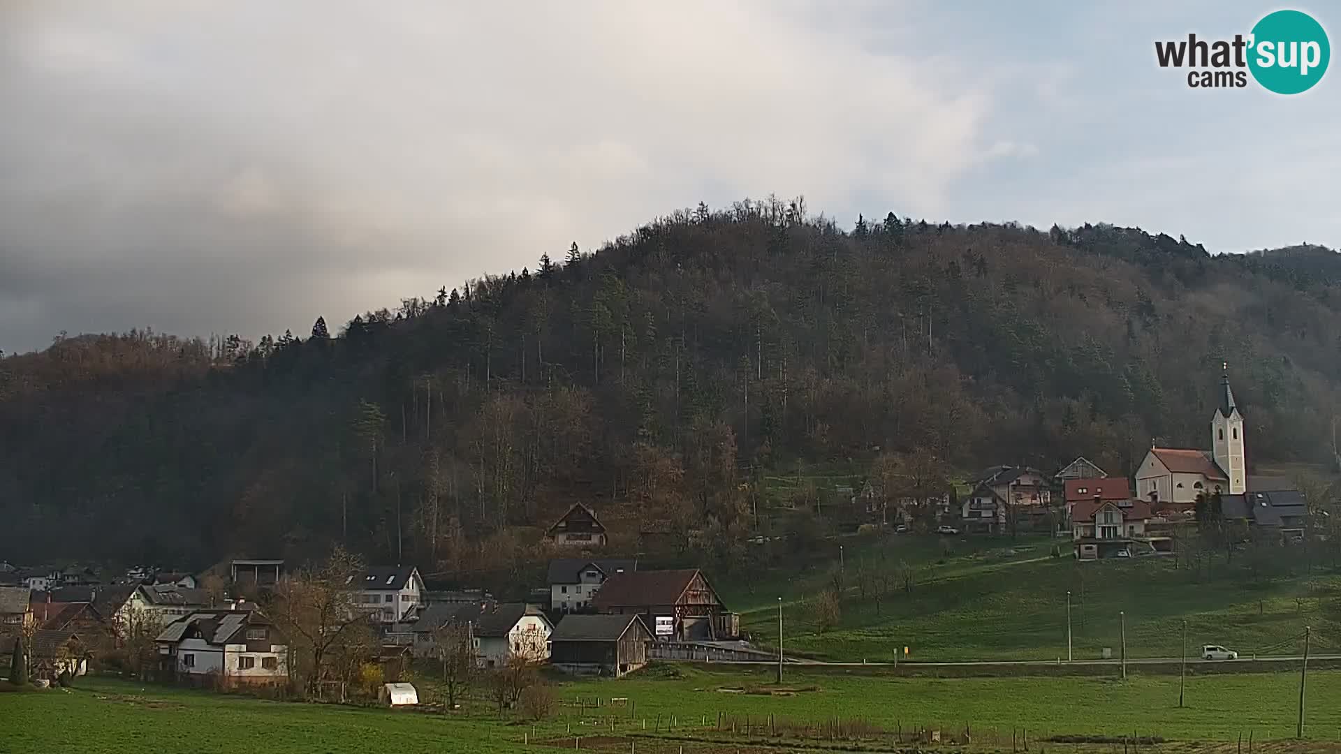 Live Webcam Polhov Gradec – Slovenia