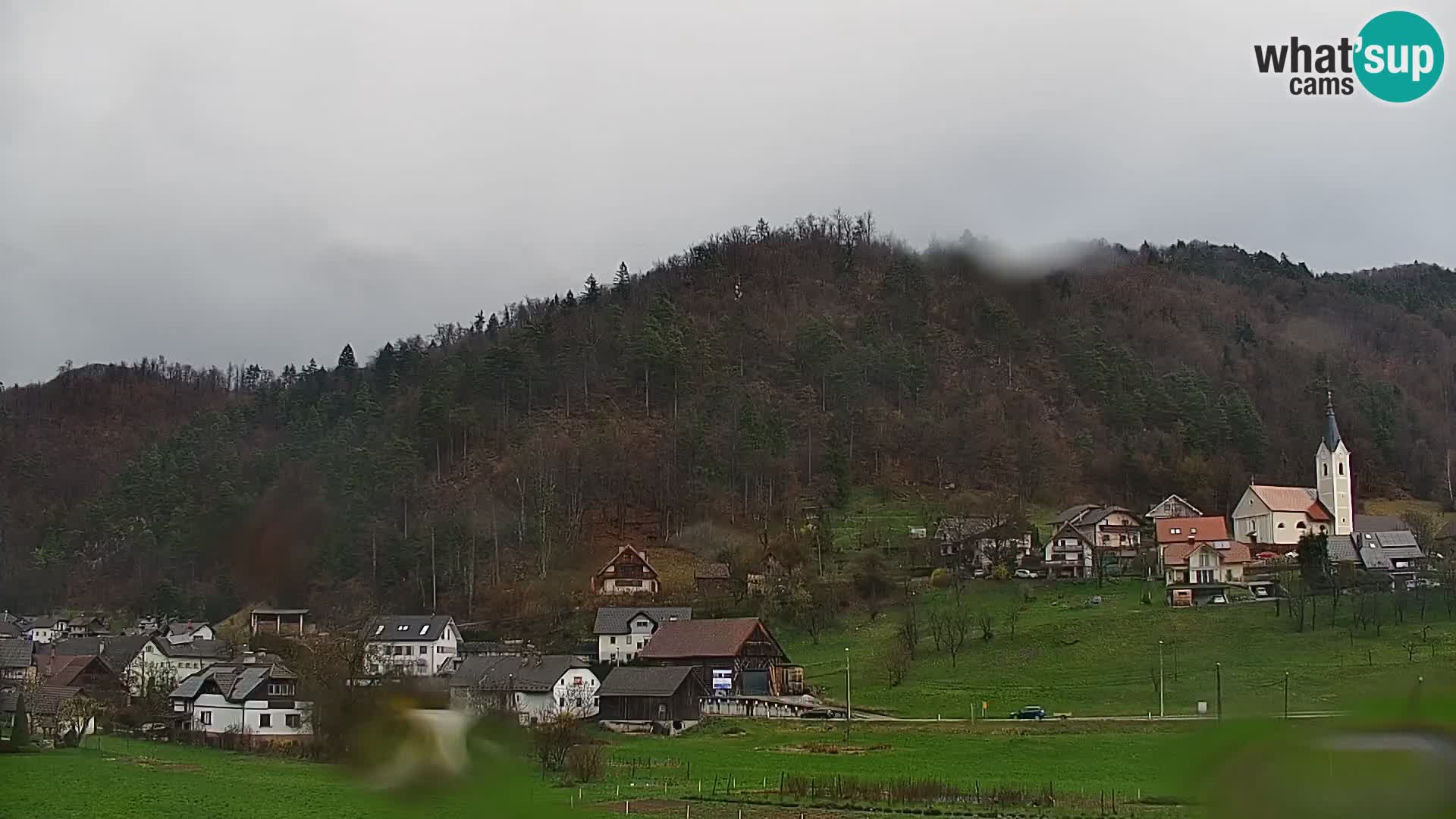 Live Webcam Polhov Gradec – Slovenia