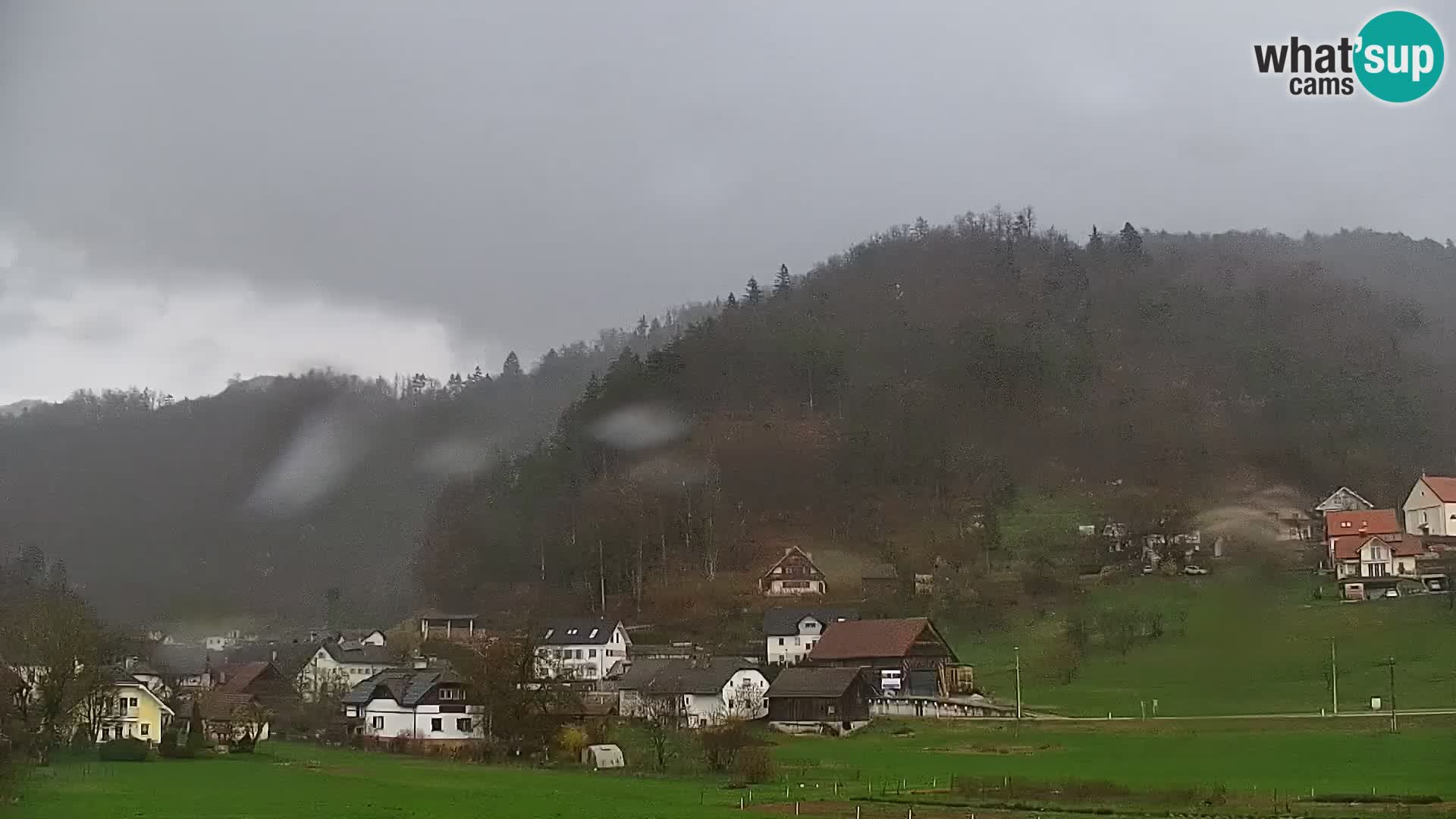 Live Webcam Polhov Gradec – Slovenia