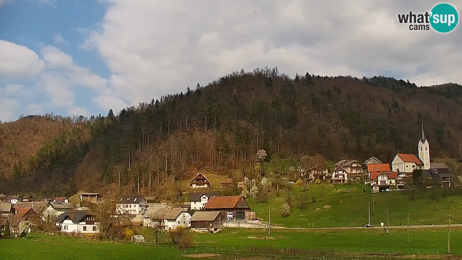 Web kamera uživo Polhov Gradec – Slovenija