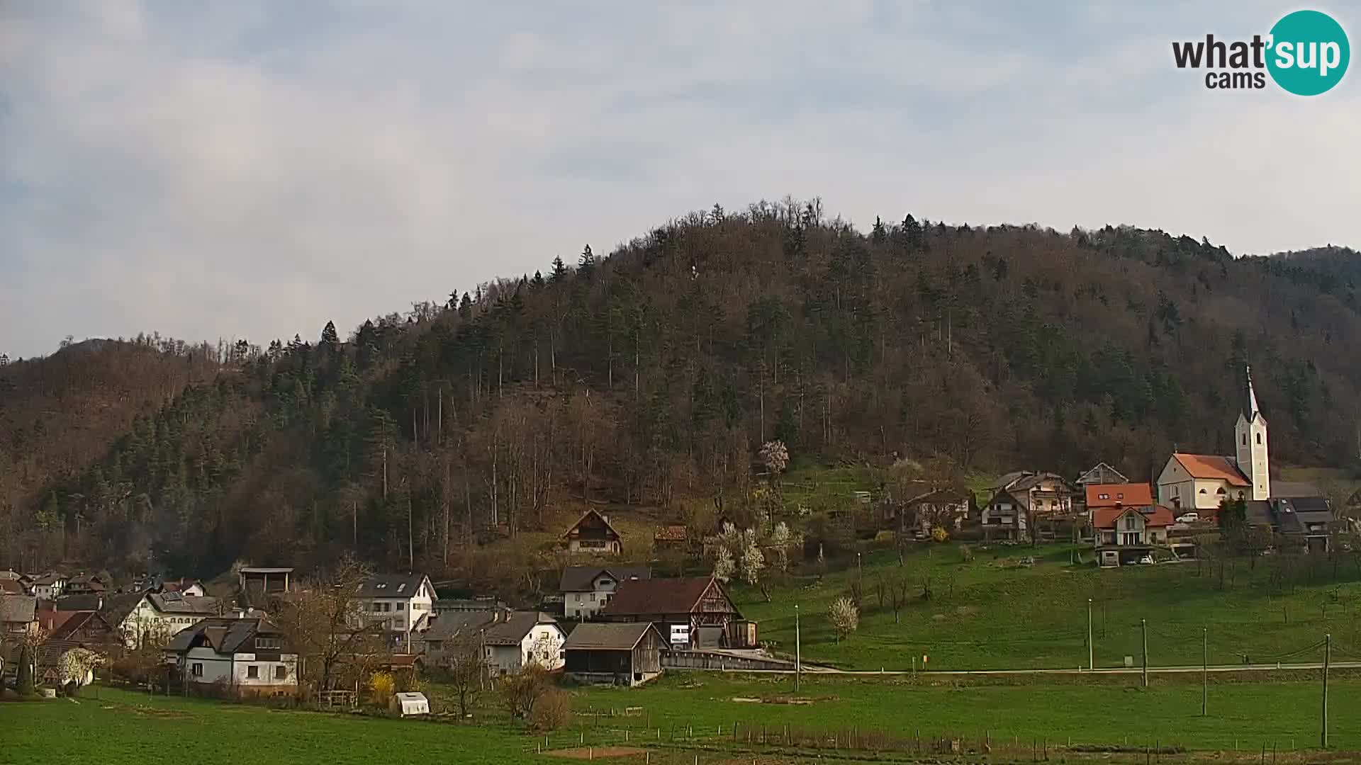 Live Webcam Polhov Gradec – Slovenia