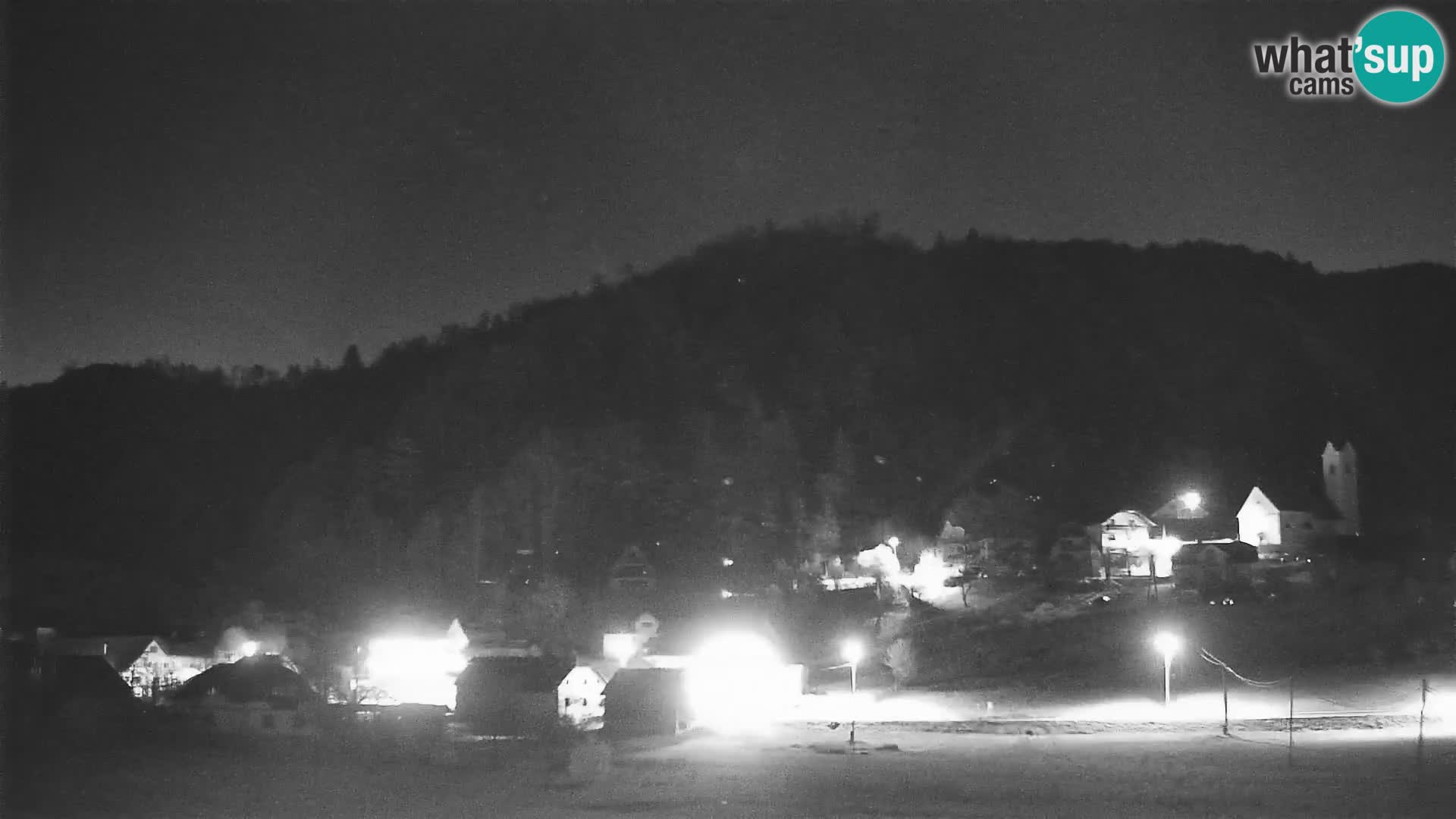 Spletna kamera Polhov Gradec