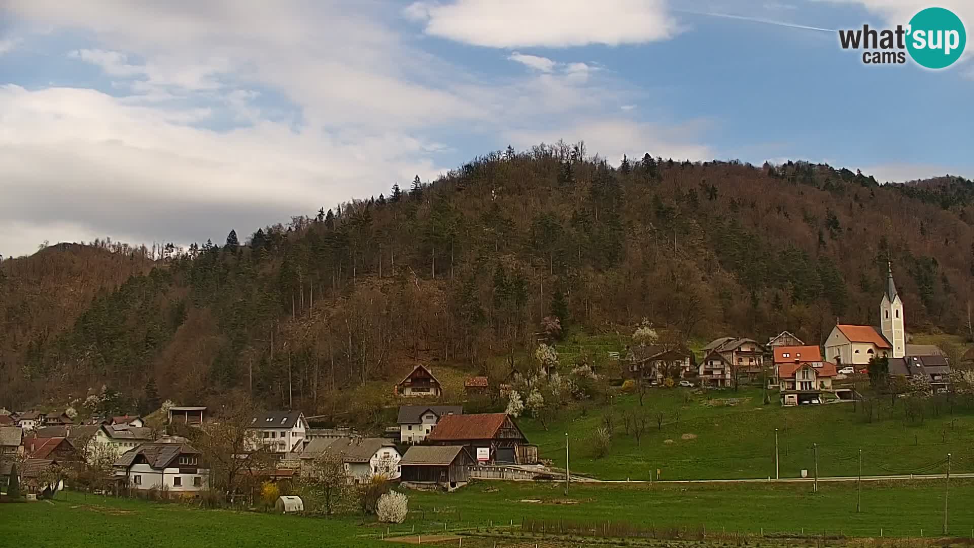 Live Webcam Polhov Gradec – Slovenia