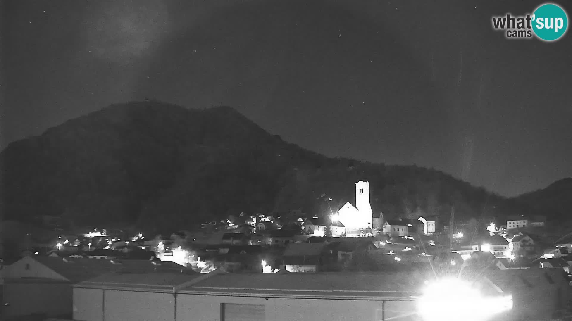 Spletna kamera Polhov Gradec