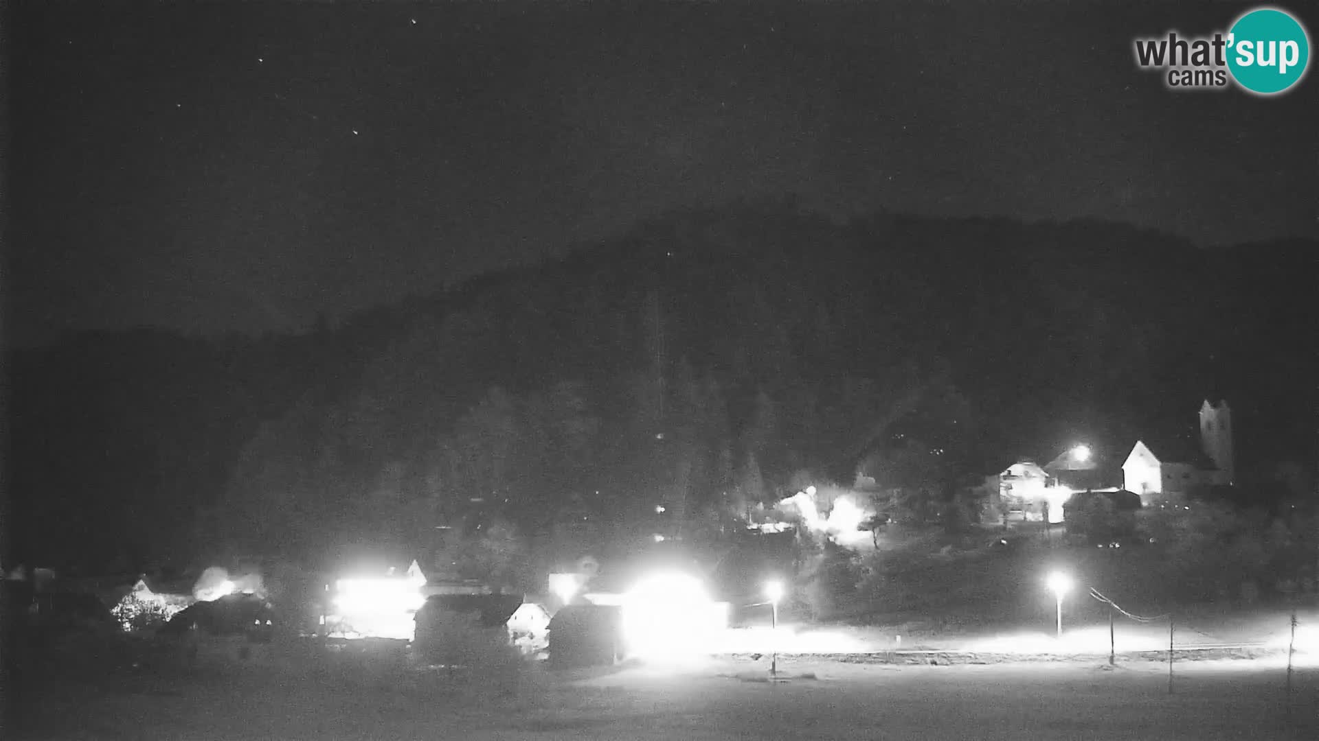 Spletna kamera Polhov Gradec