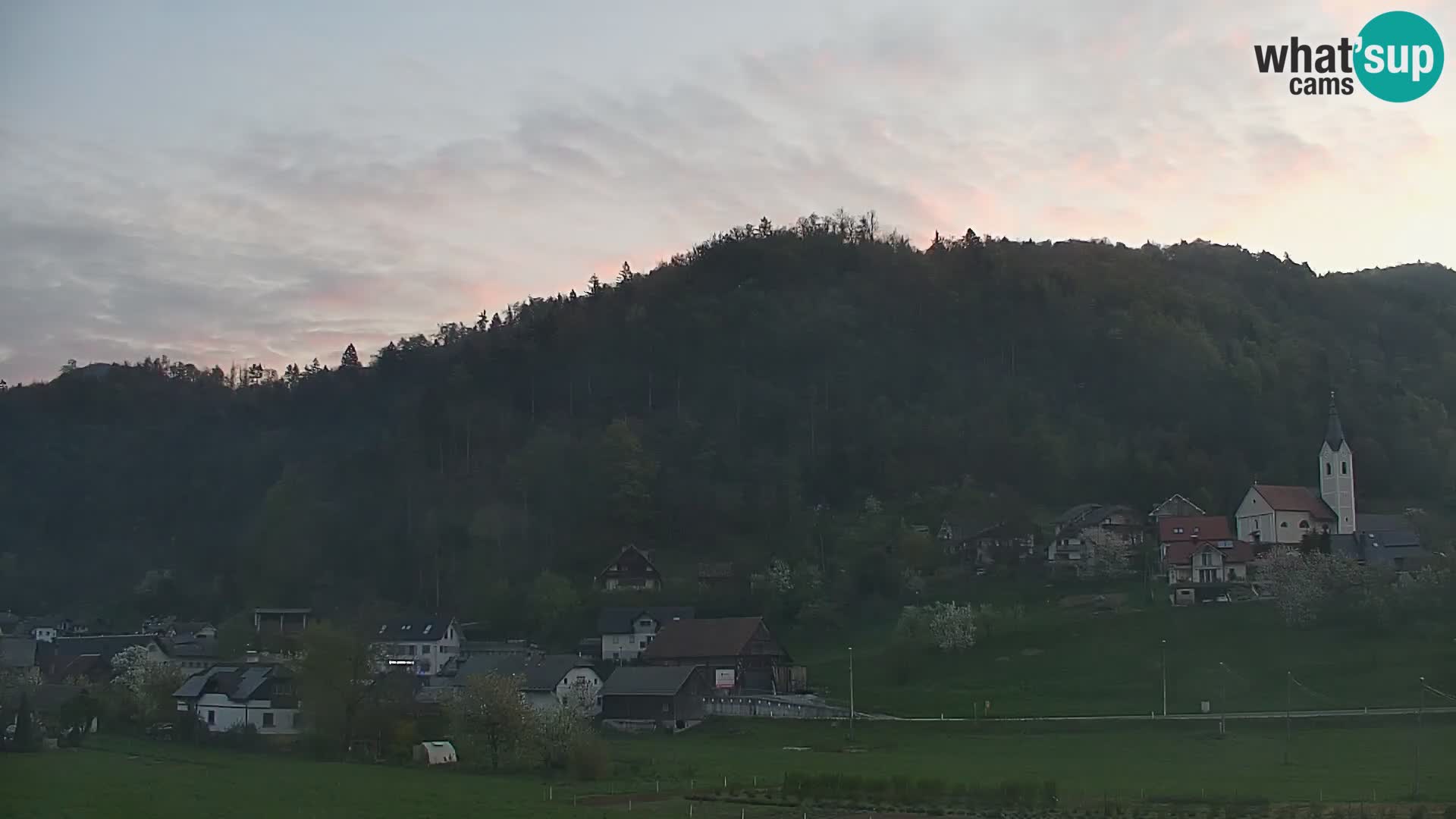 Web kamera uživo Polhov Gradec – Slovenija