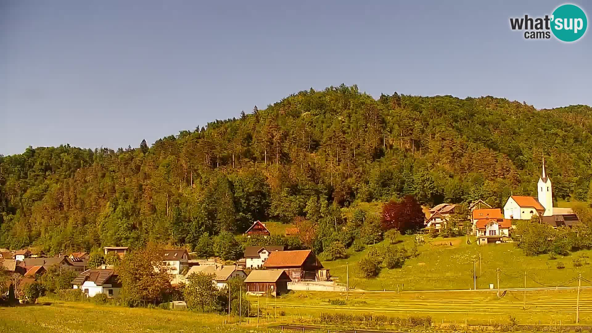 Live Webcam Polhov Gradec – Slovenia
