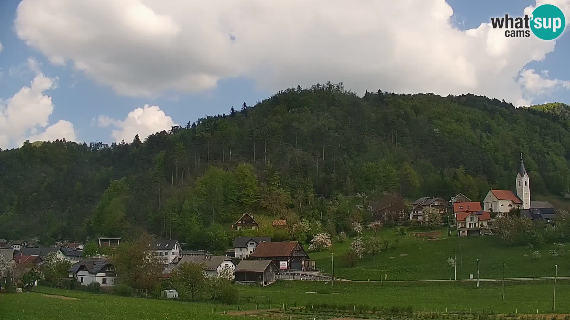 Live Webcam Polhov Gradec – Slovenia