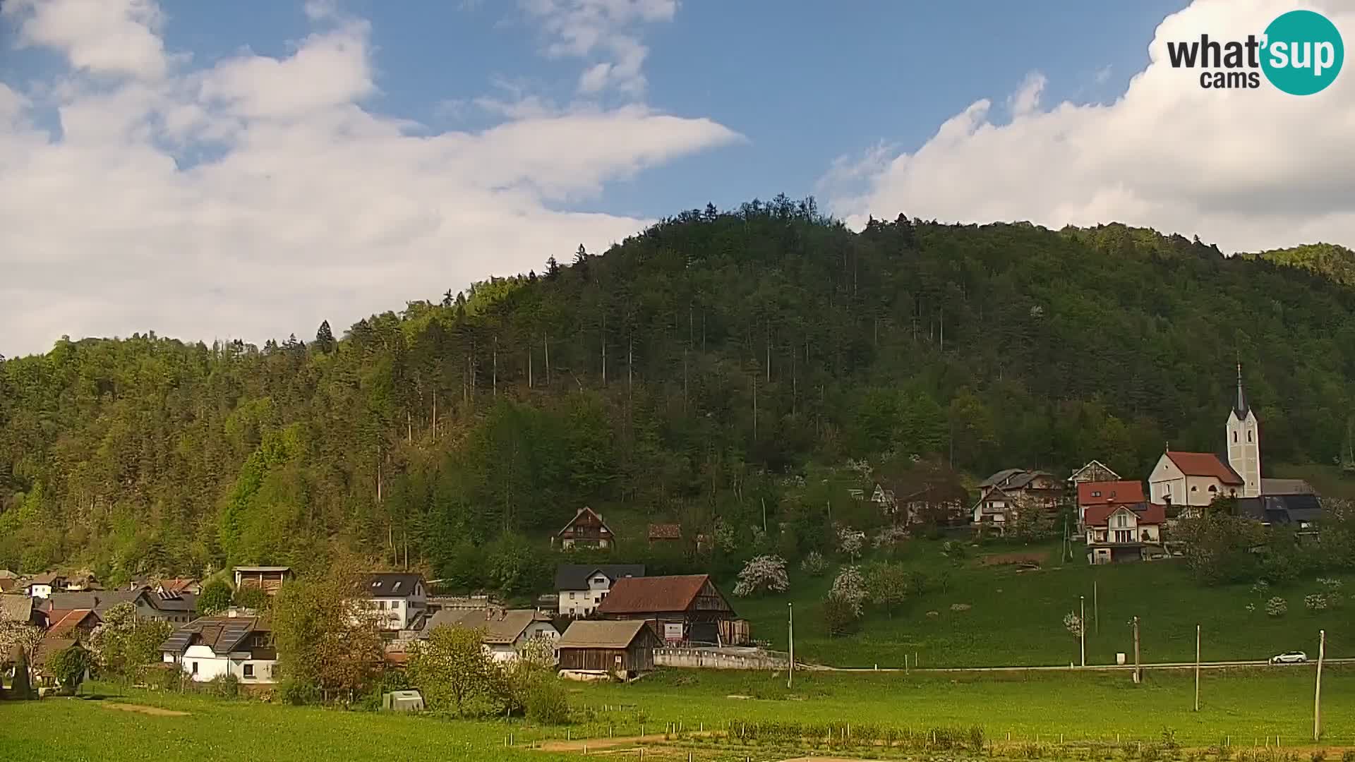 Live Webcam Polhov Gradec – Slovenia